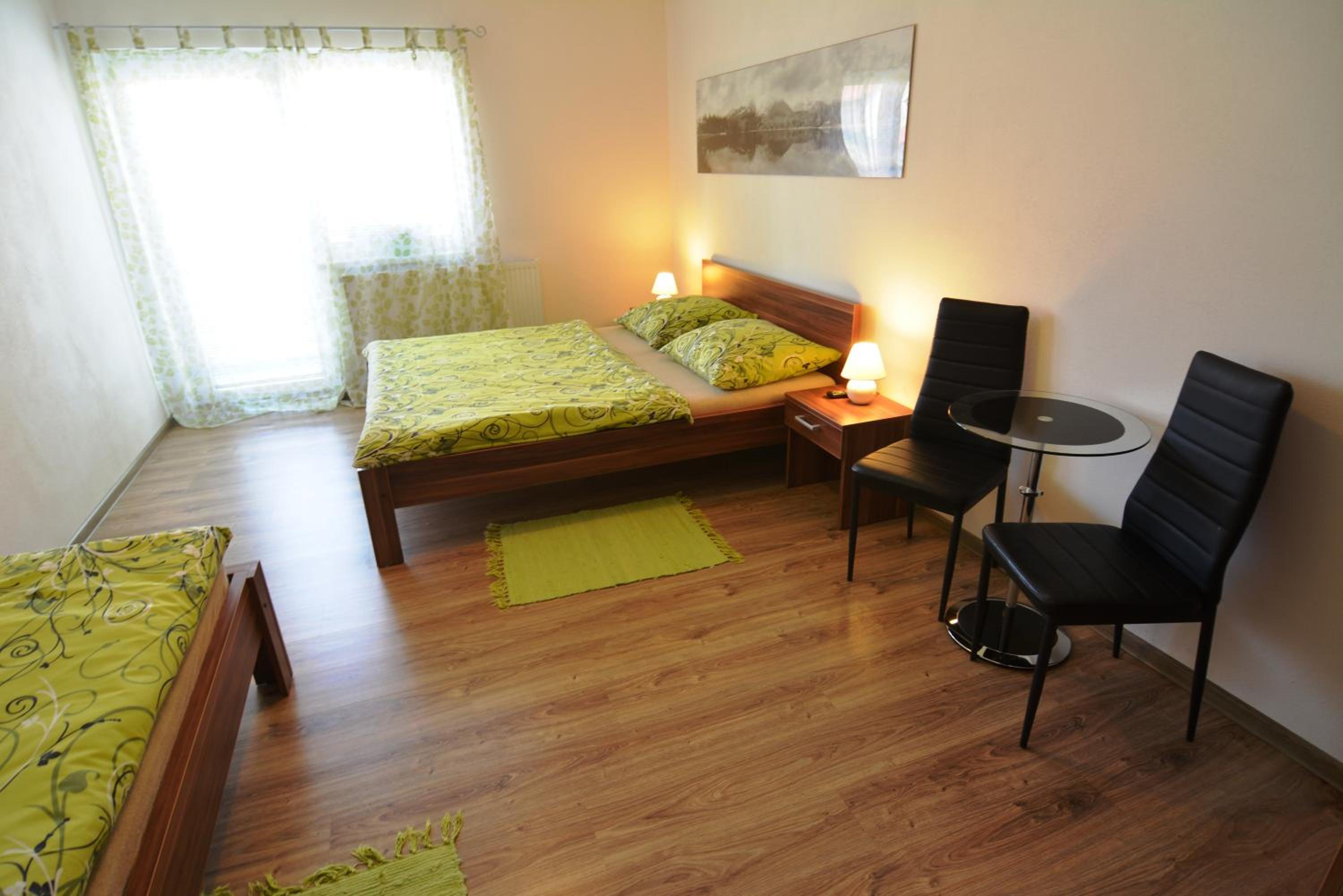 Photo 42