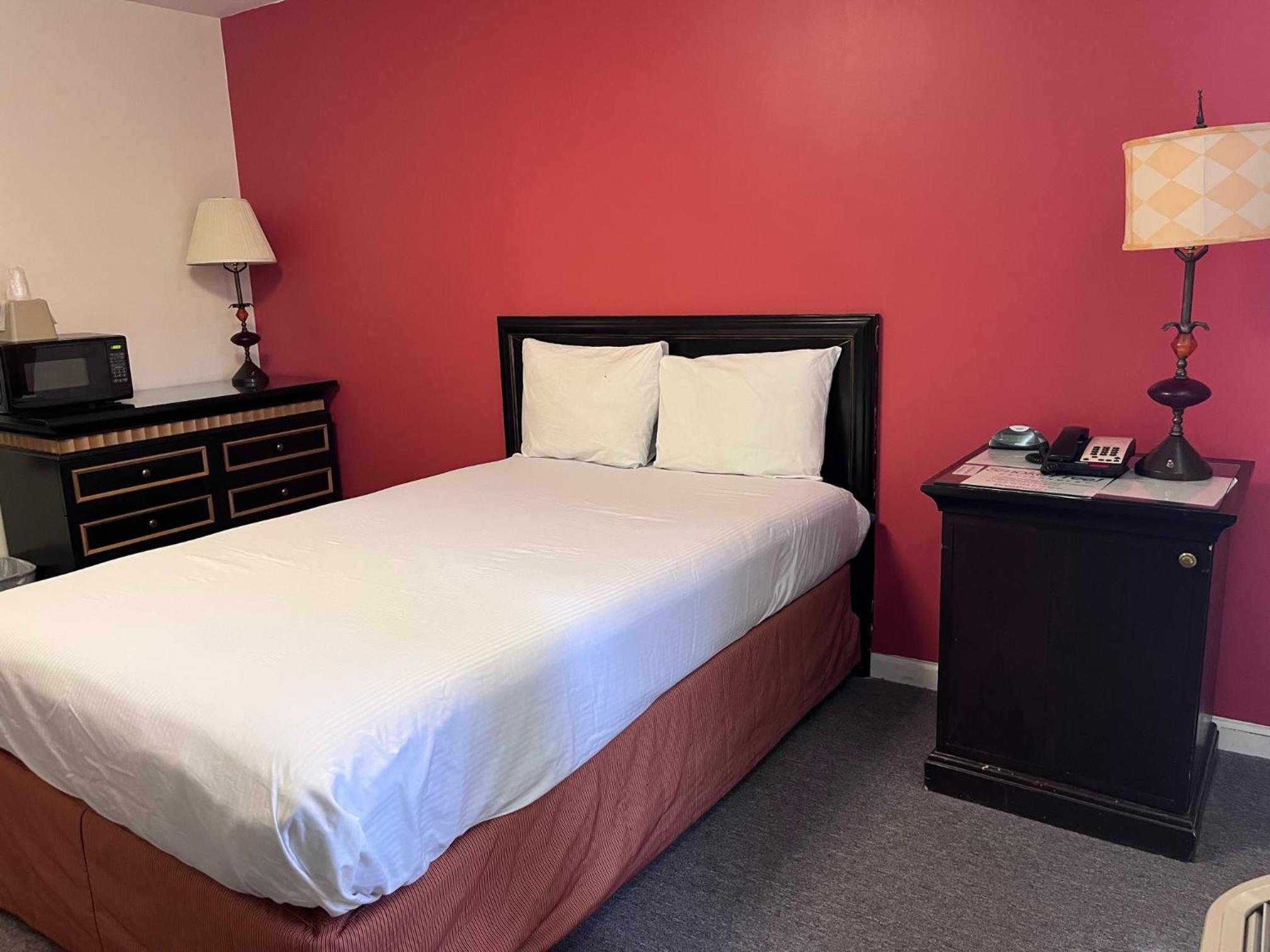 Ramada by Wyndham Williston