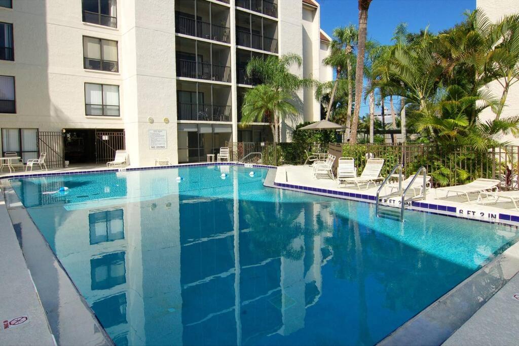 E62 - Amazing Siesta Key Condo on the Water! - Property Image 12