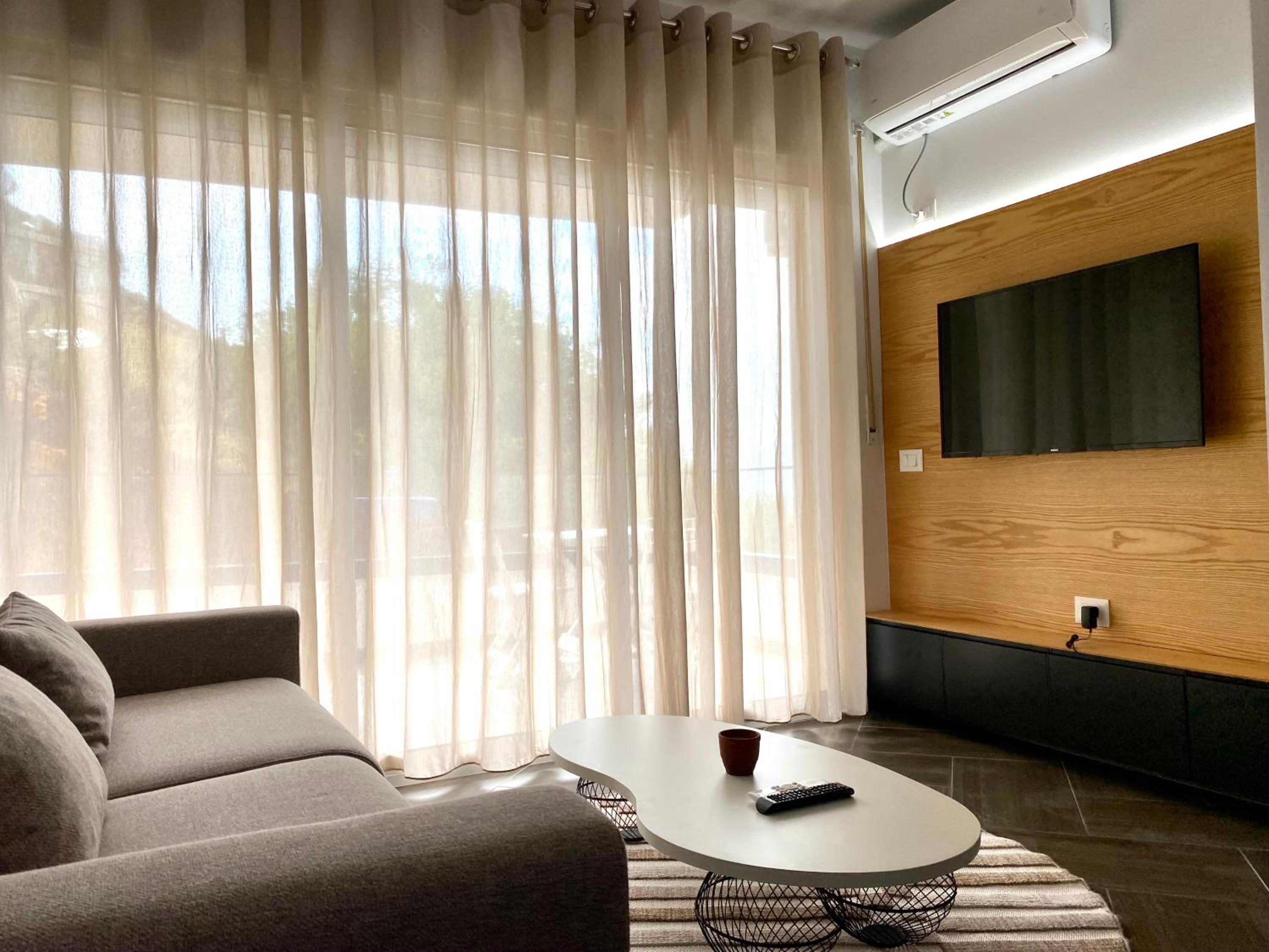 LIV Apartments 2