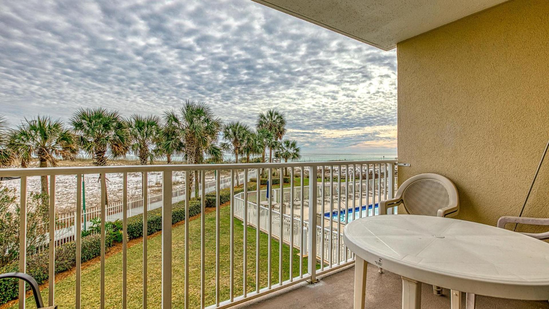 Destin on the Gulf 201 - Beach Front Property
