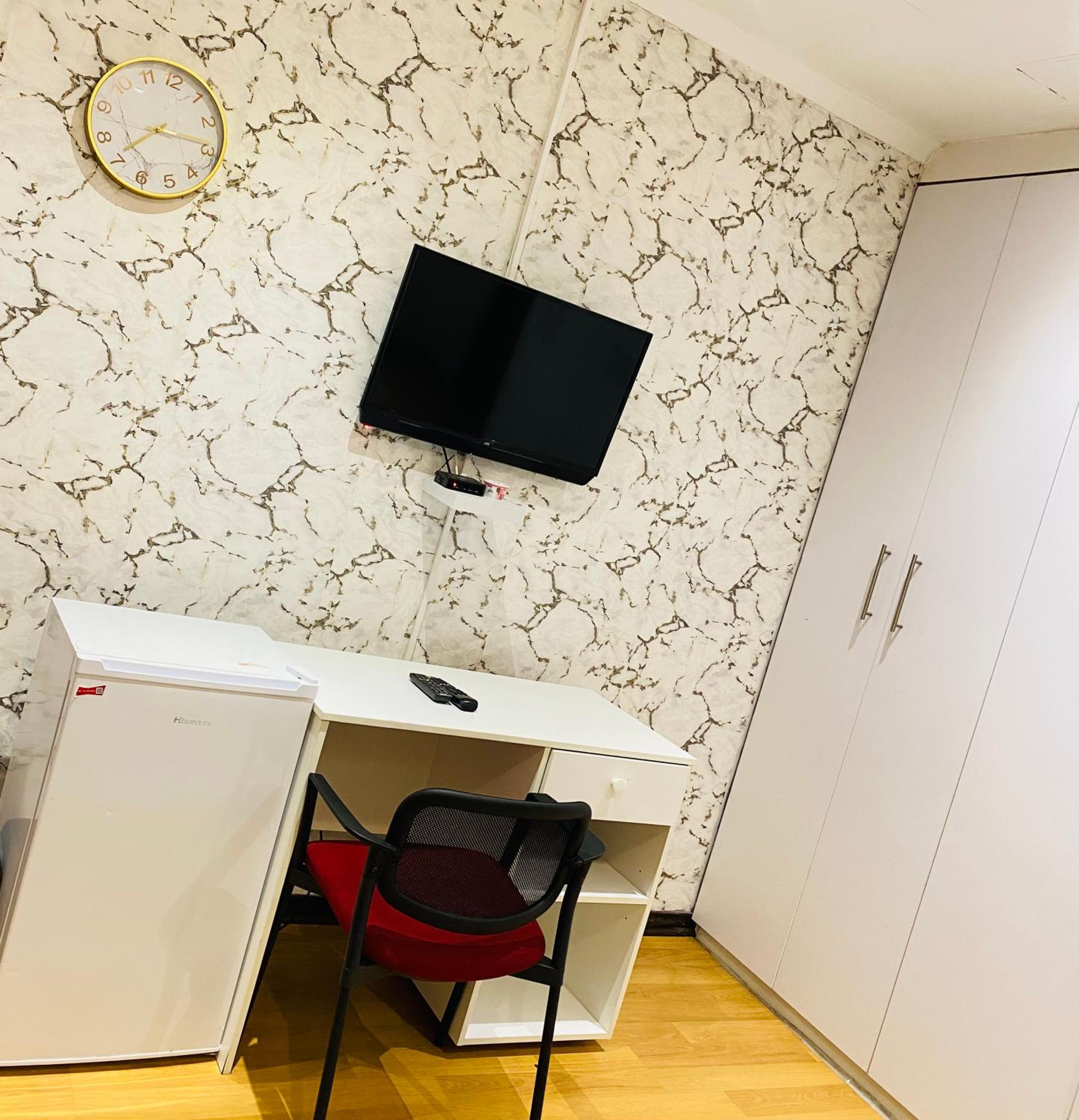 Airport Royal Guest House