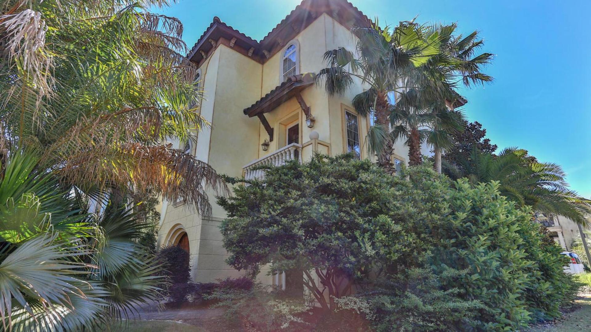 Tuscany - Easy beach access Large Community Pool And Hot Tub small dogs welcome with pet fee view 2