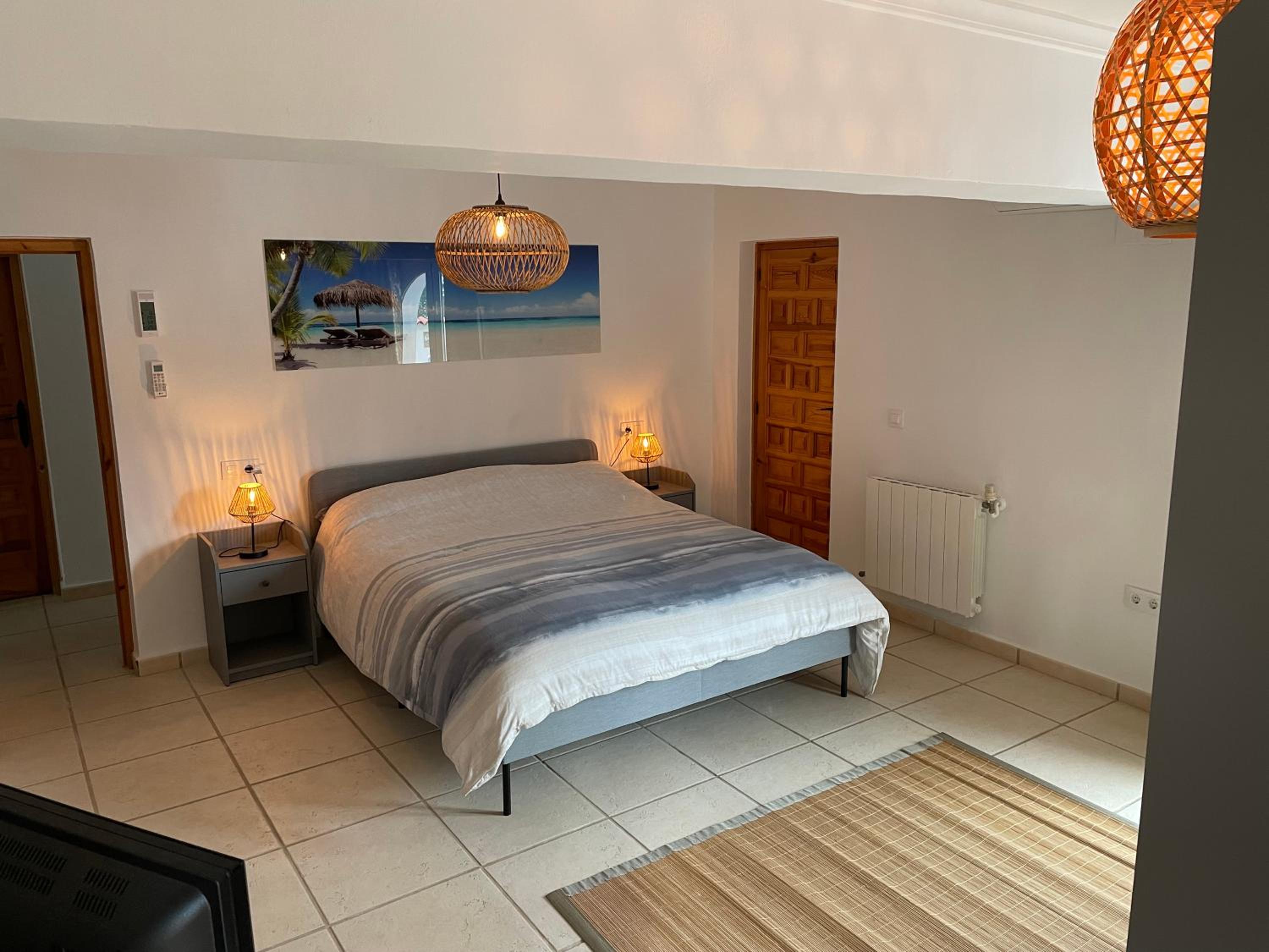 CASA SERENITA charming villa with swimming pool