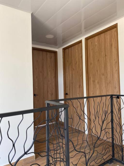 Casa campestre a 2 horas del desierto tatacoa balneario privado
