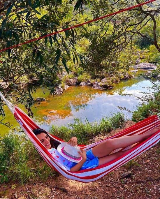 Casa campestre a 2 horas del desierto tatacoa balneario privado