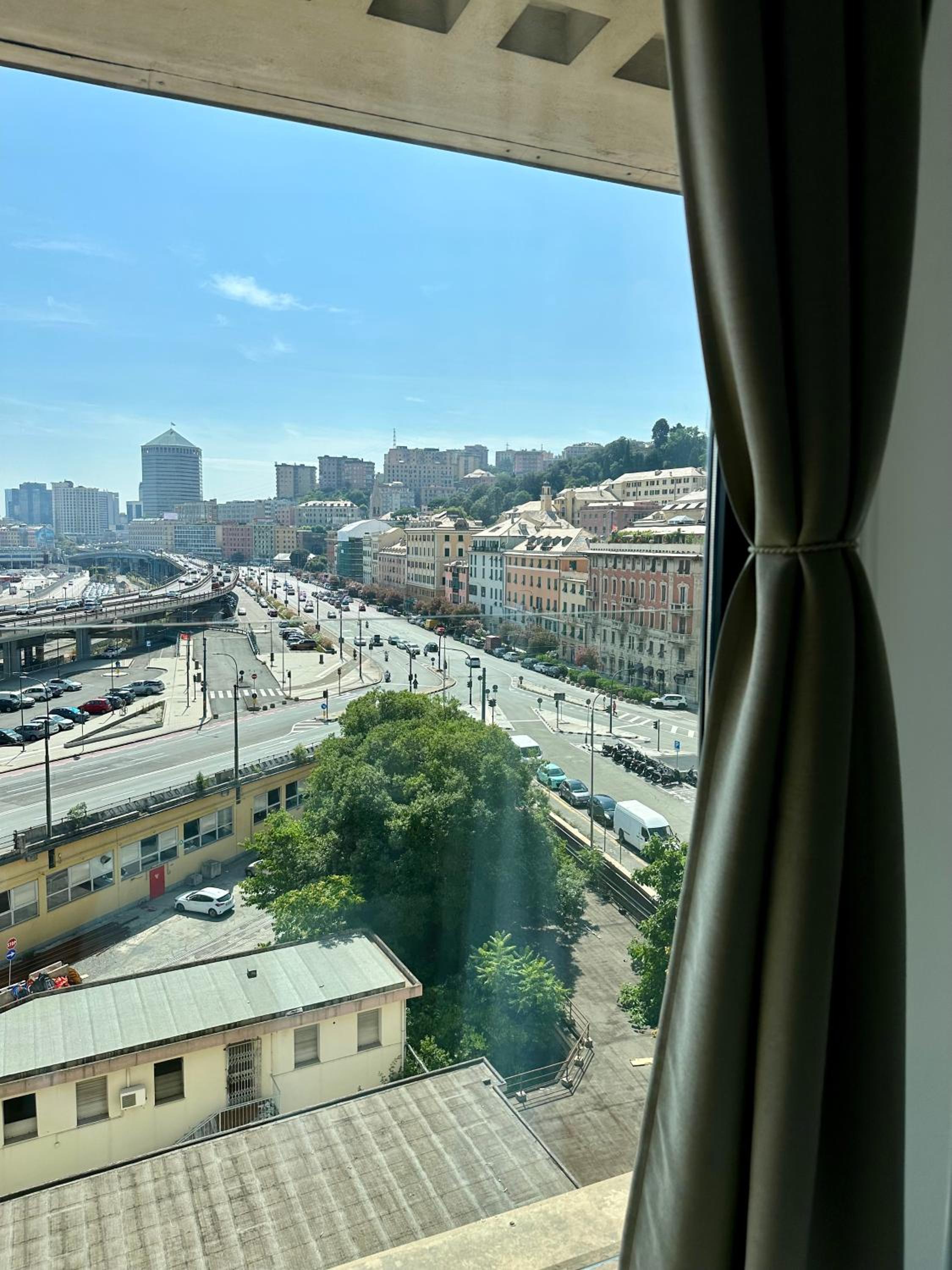 Due Passi dal Porto