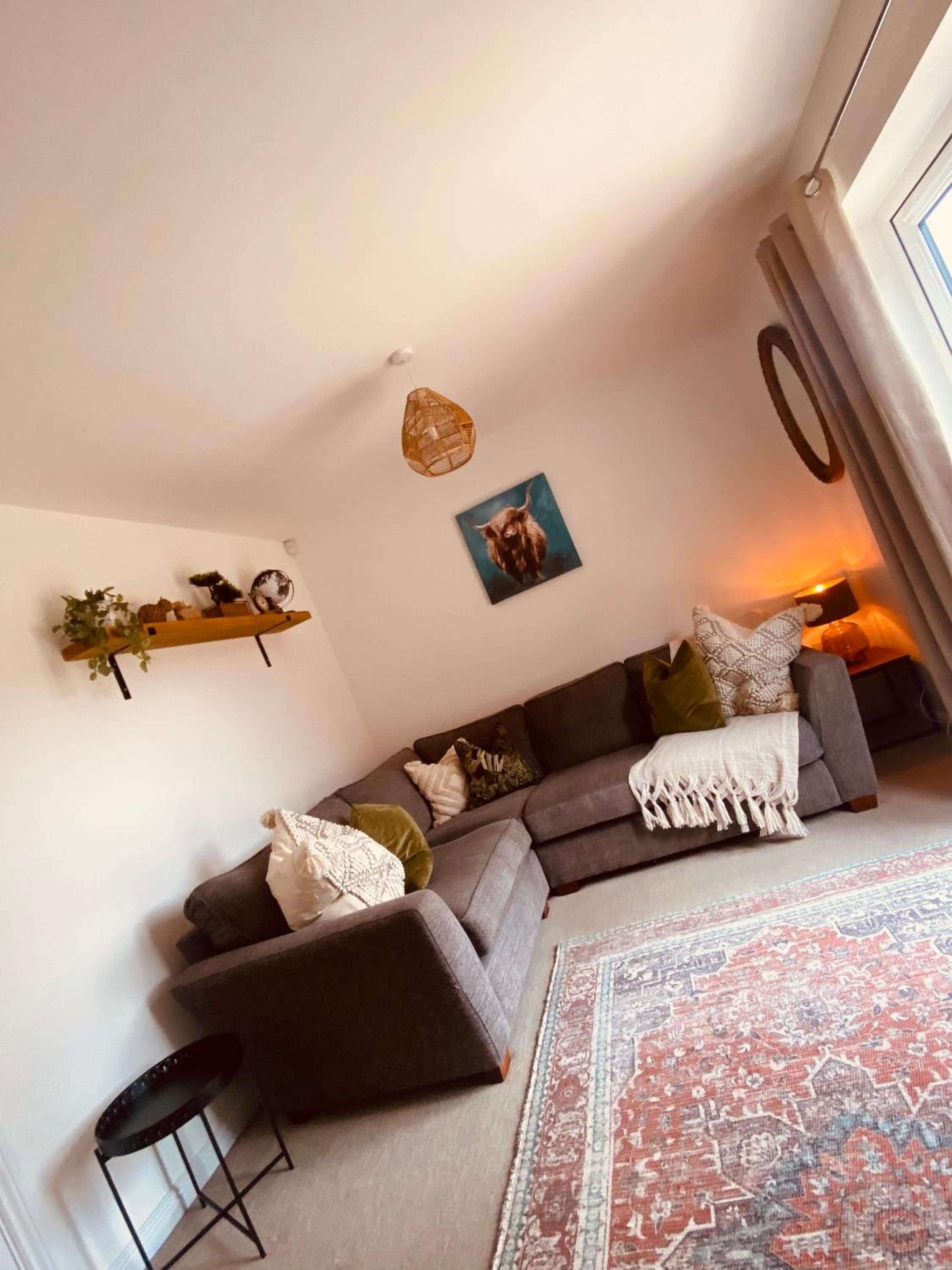 The Belfry 3 Bedrooms 2 Bathrooms Contractors & Family