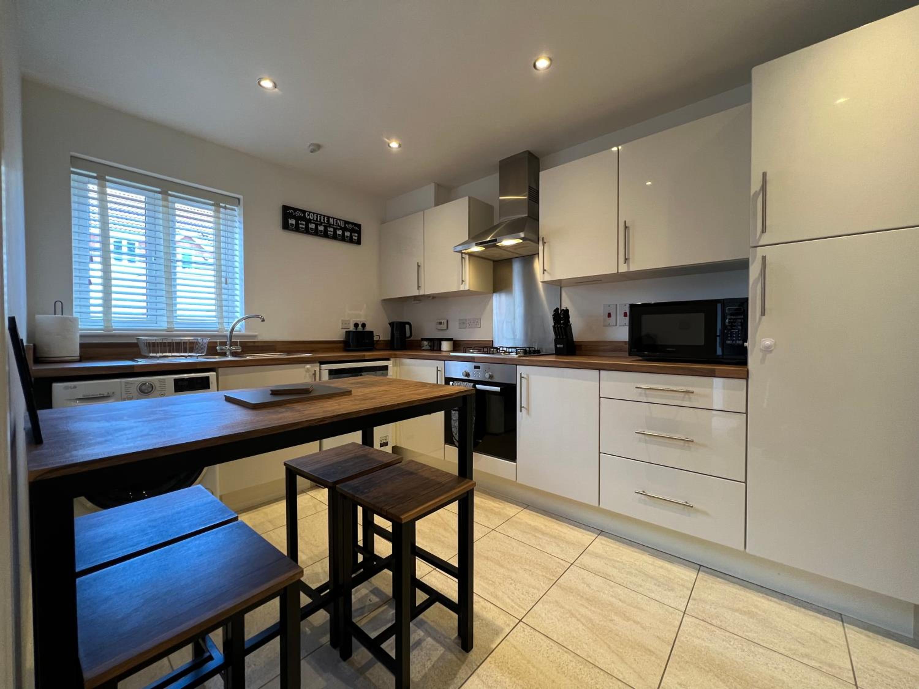 The Belfry 3 Bedrooms 2 Bathrooms Contractors & Family