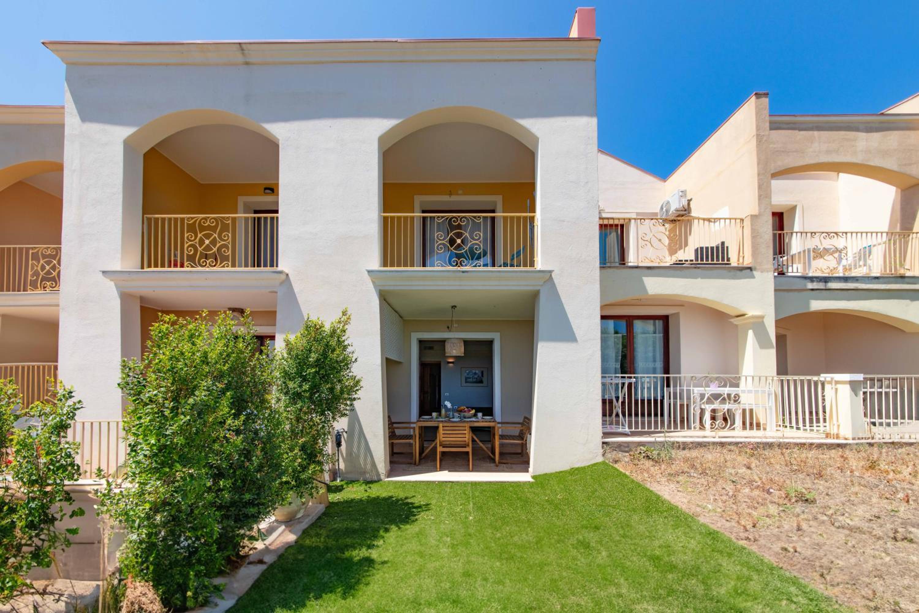 Sweet Life in Golf Is Molas - Panoramico vista mare con giardino e veranda view 4