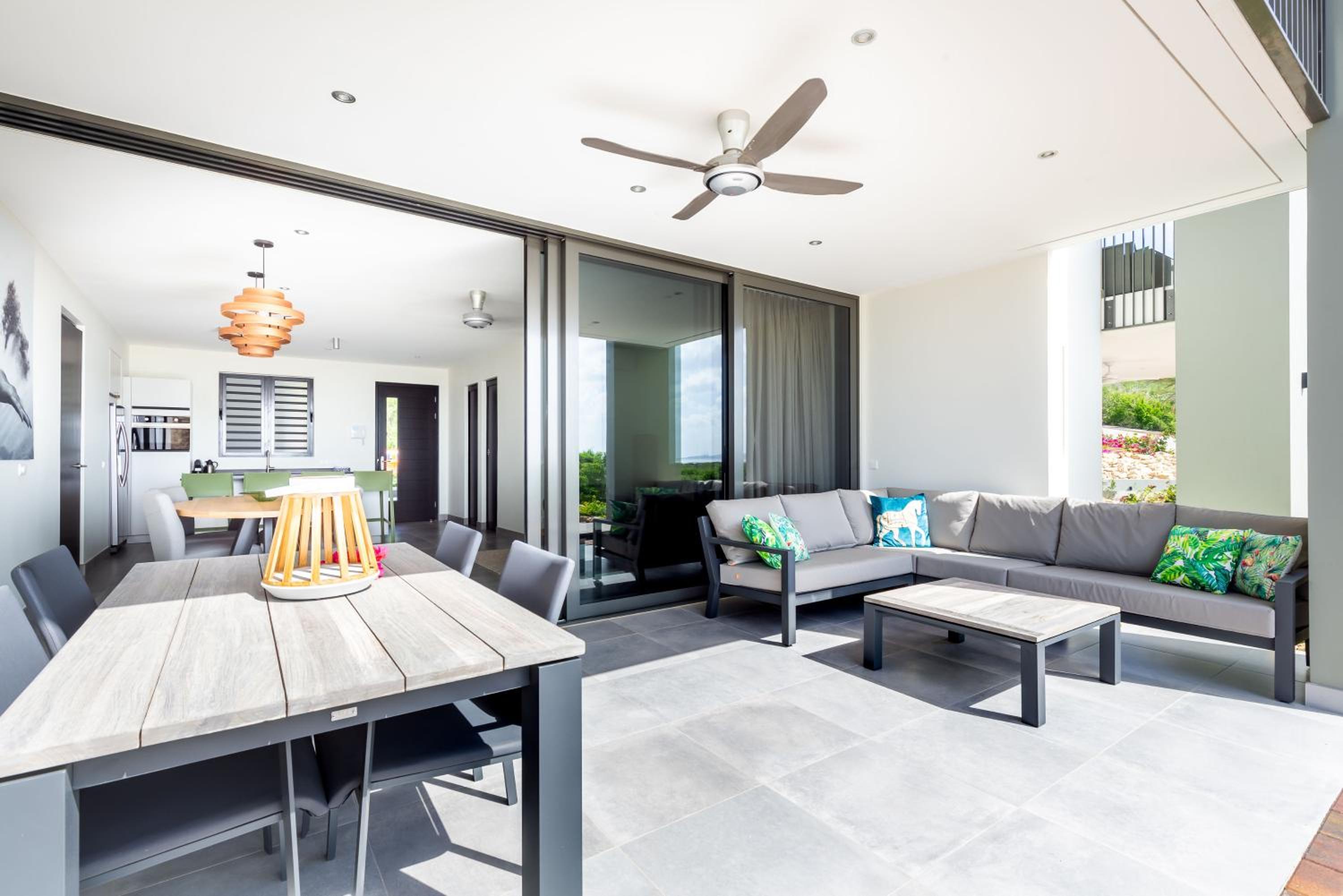 Coral Estate Ocean View Apartments