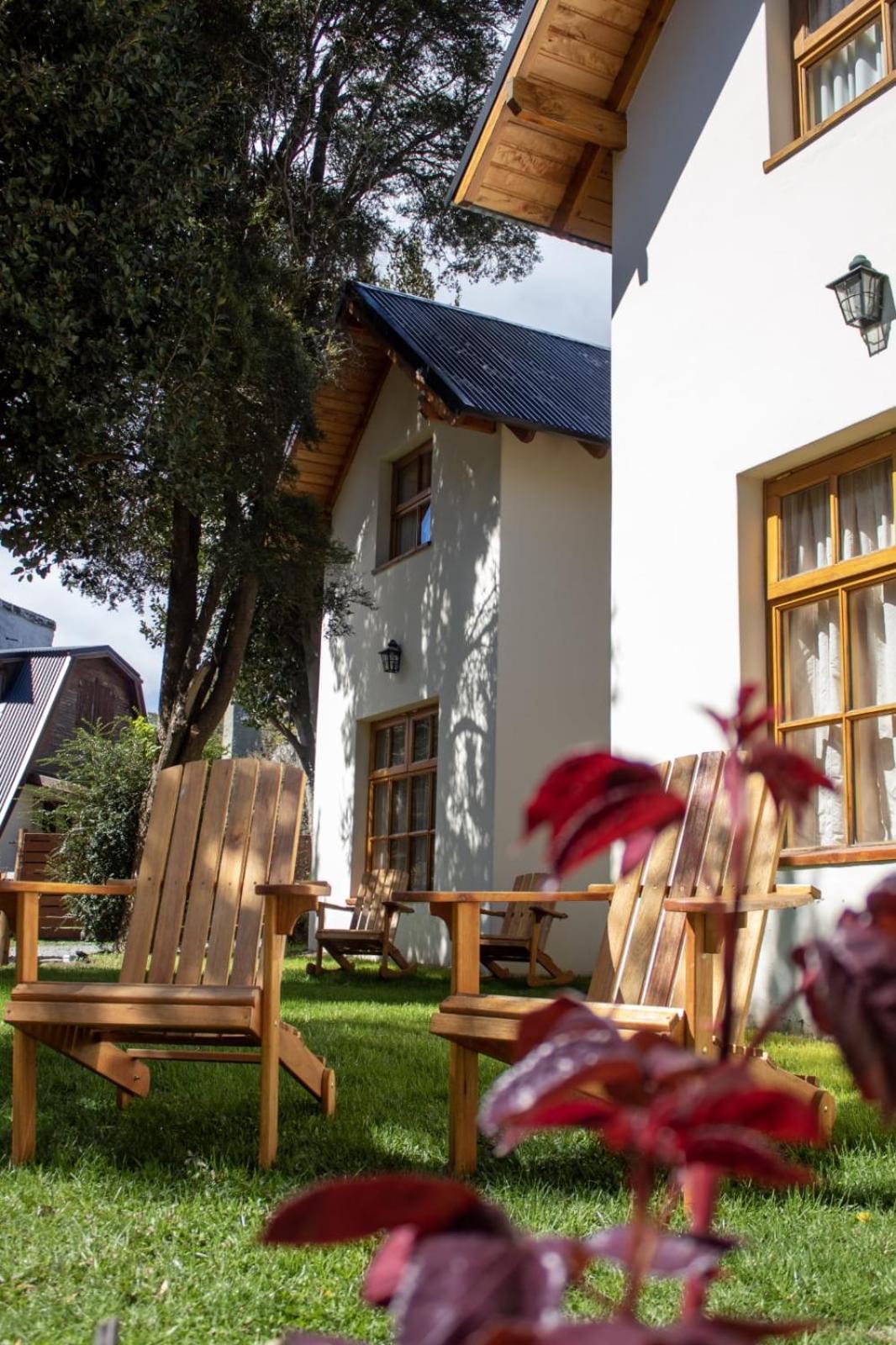 Apart Hotel Bungalows El Viejo Cipres