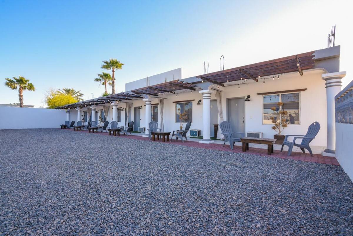 Hotel Habitación doble playa bonita-calle 13-bar. wow - Image 1