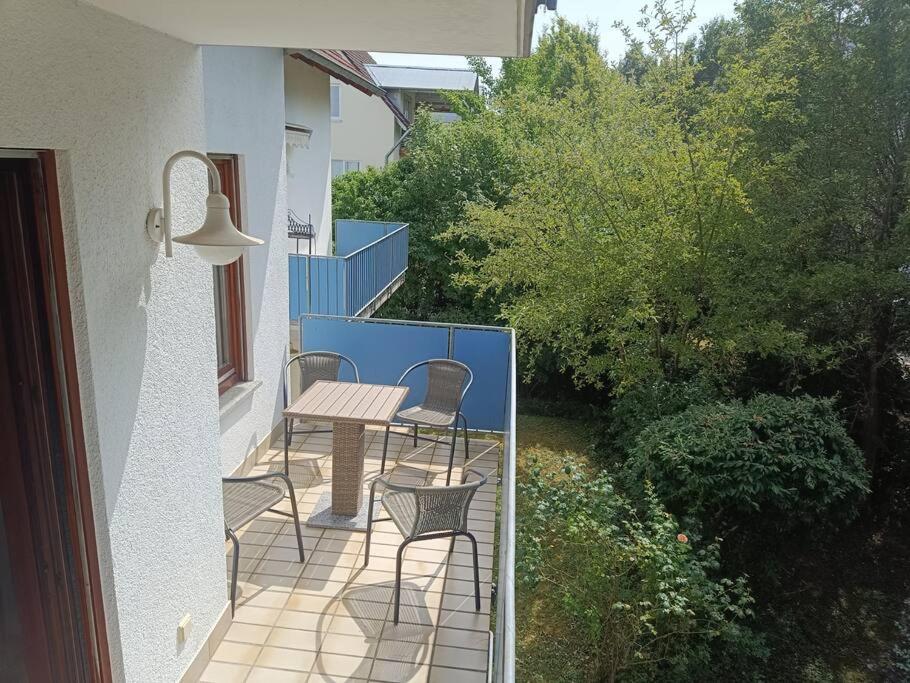 Ferienwohnung Latscha - 2 Zimmer Wohnung mit Klimaanlage,Balkon, Kinderspielplatz