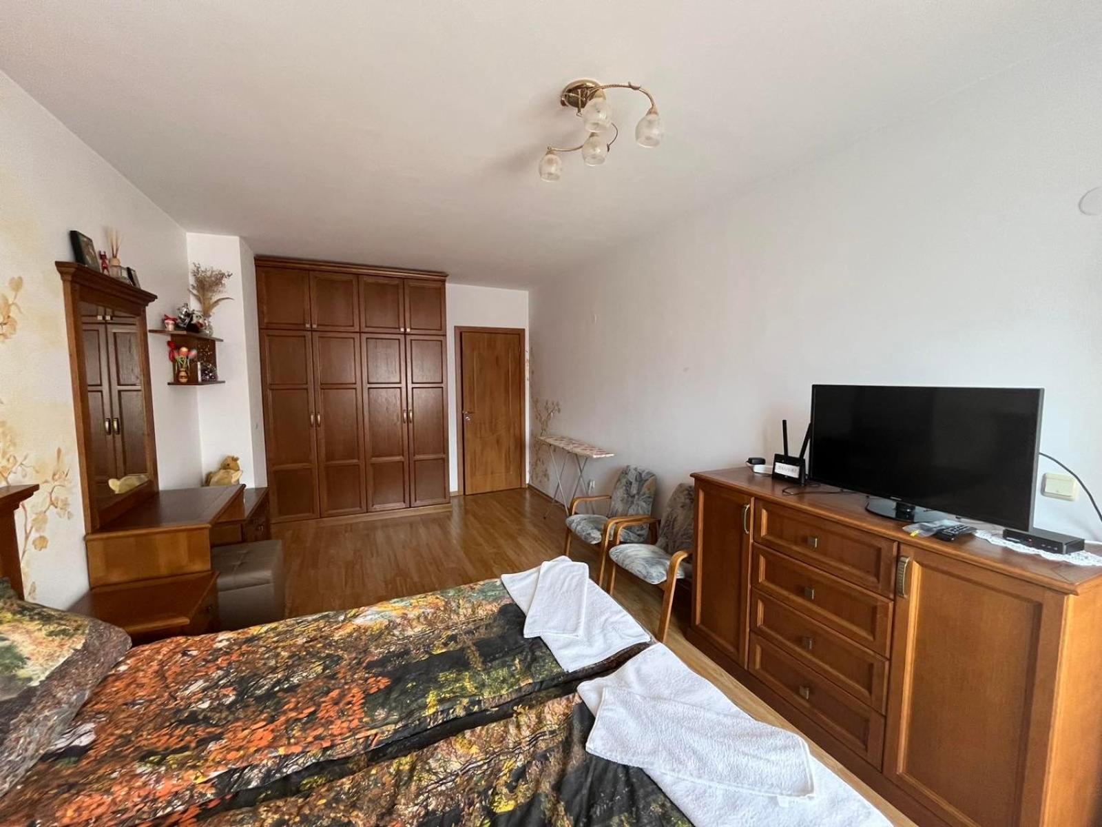 Apartament first line