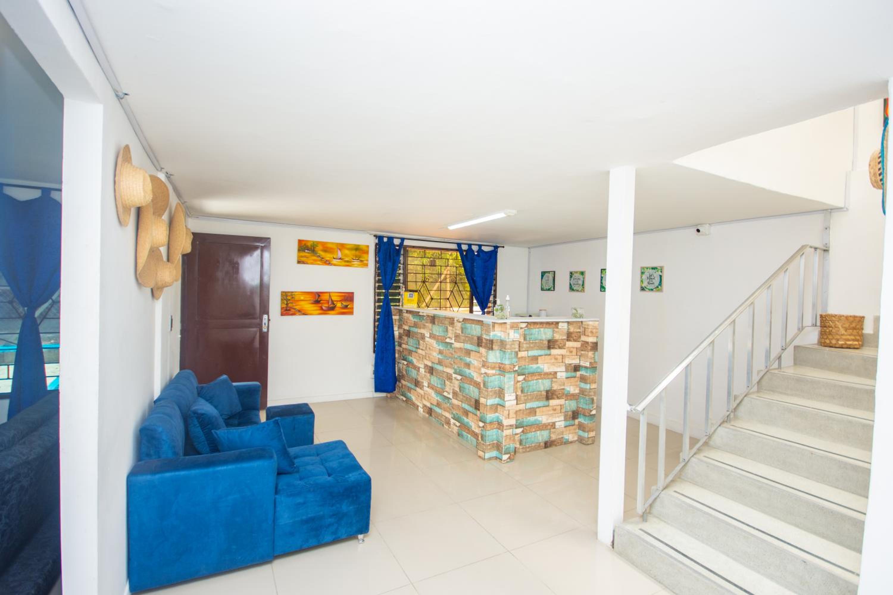 Blue Coast Hostal