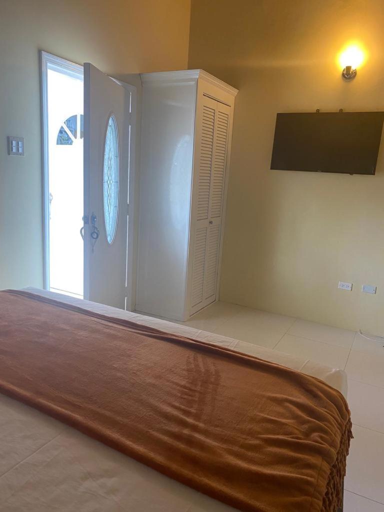 Runthings Hideaway Stay Negril