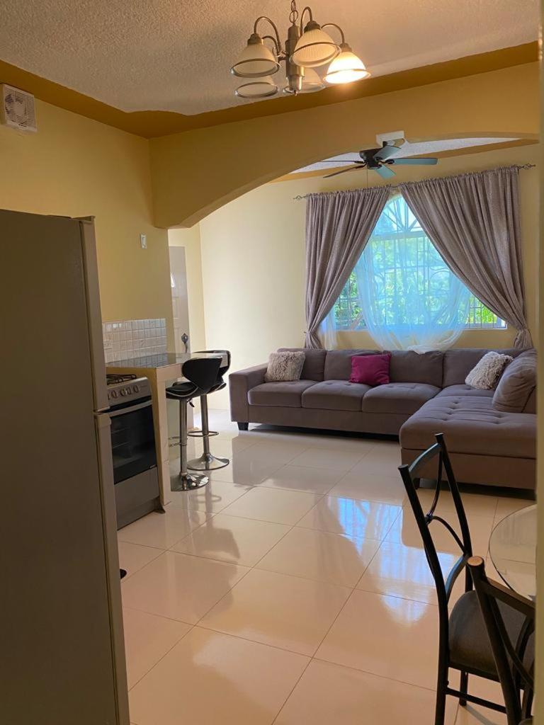 Runthings Hideaway Stay Negril