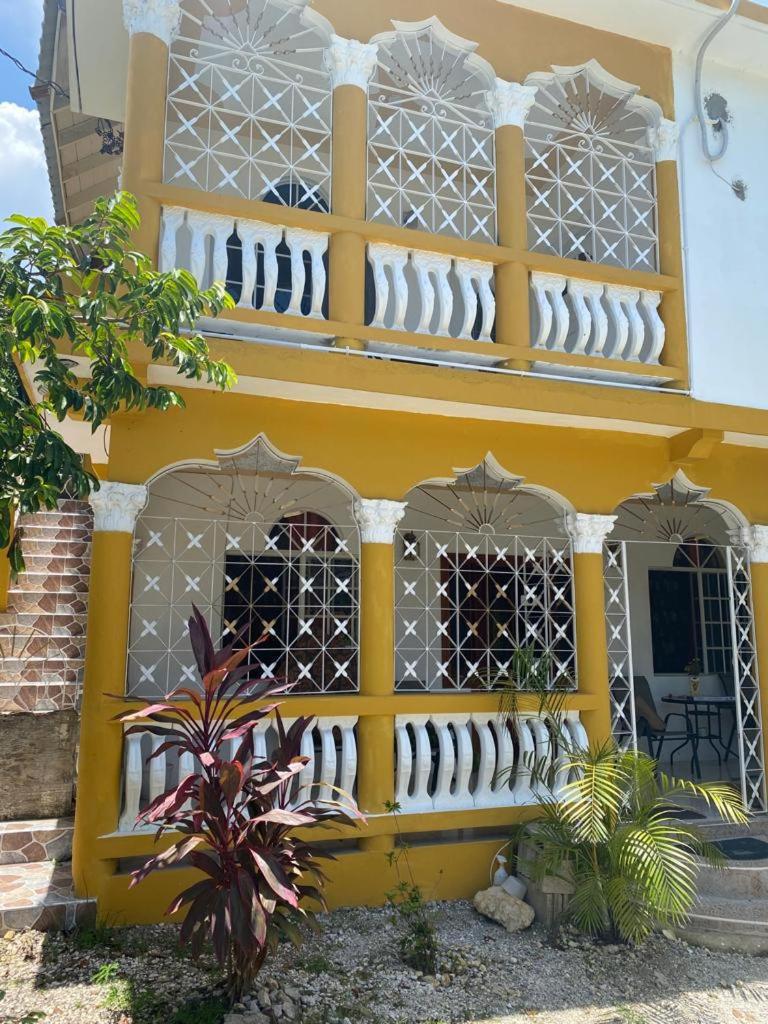 Runthings Hideaway Stay Negril