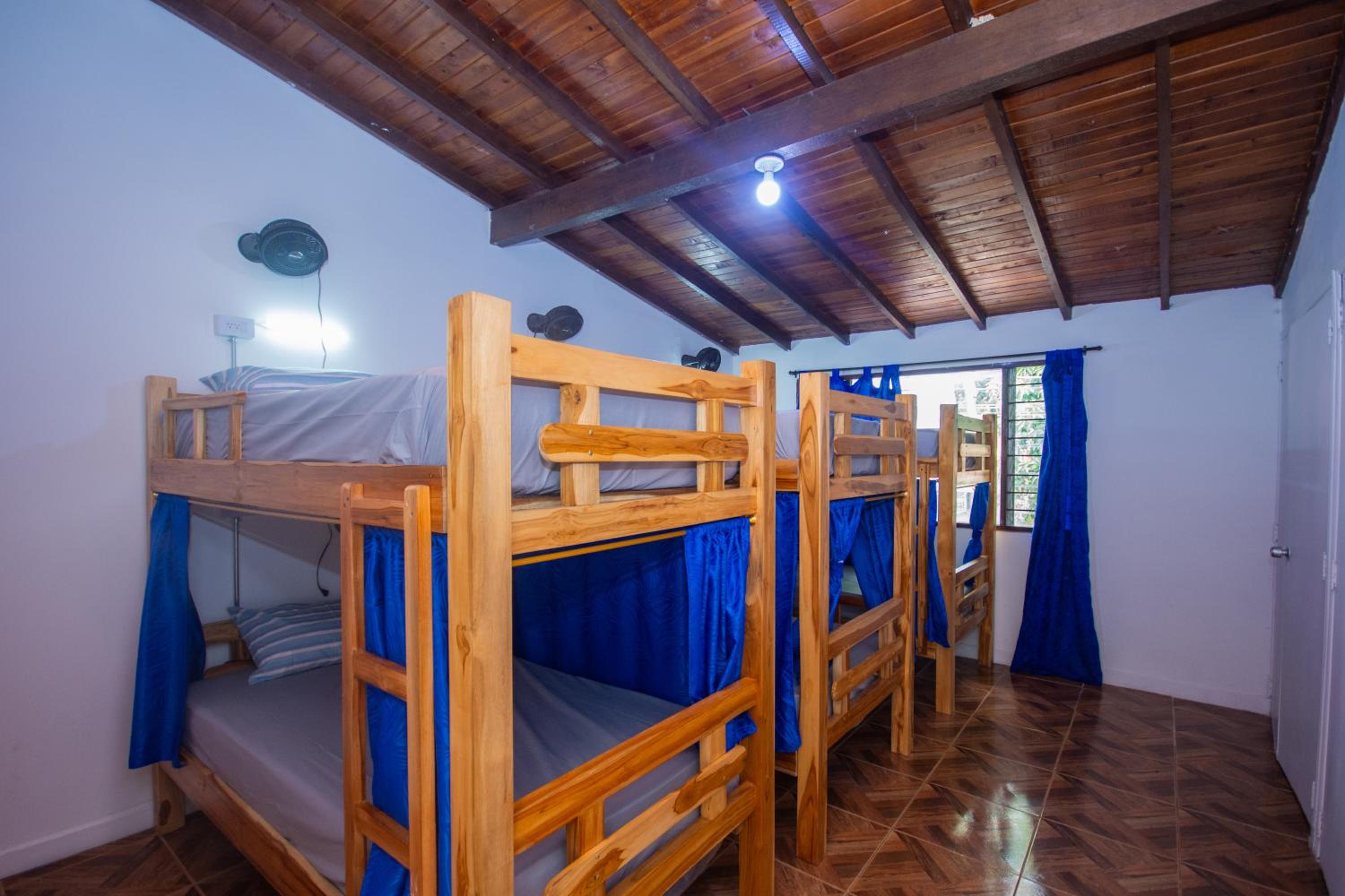 Blue Coast Hostal