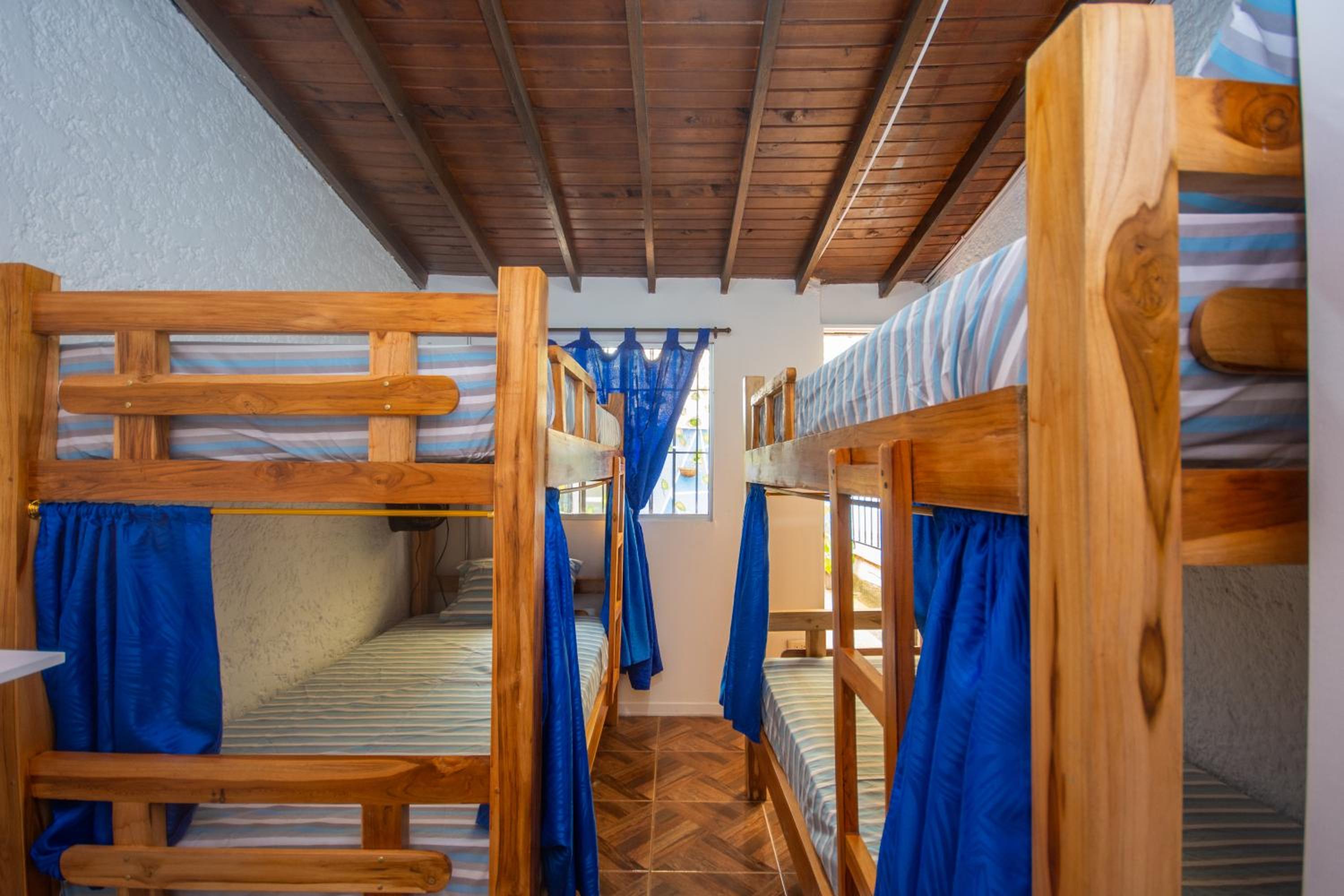 Blue Coast Hostal