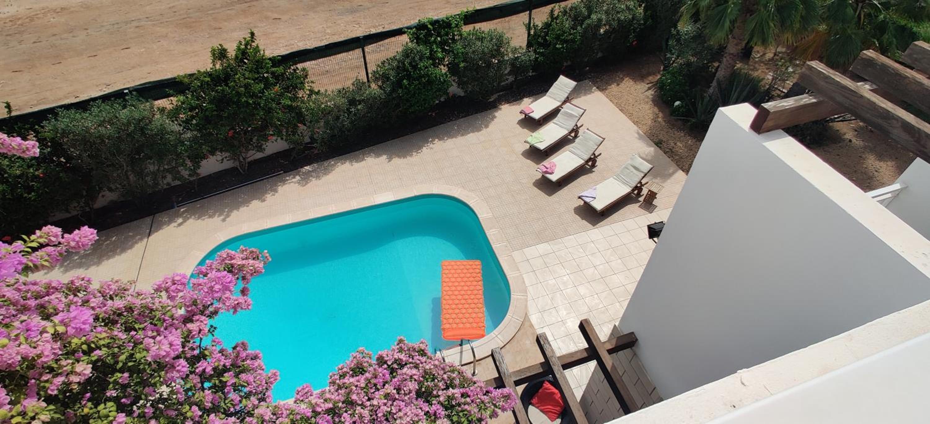 Superb large private villa with pool
