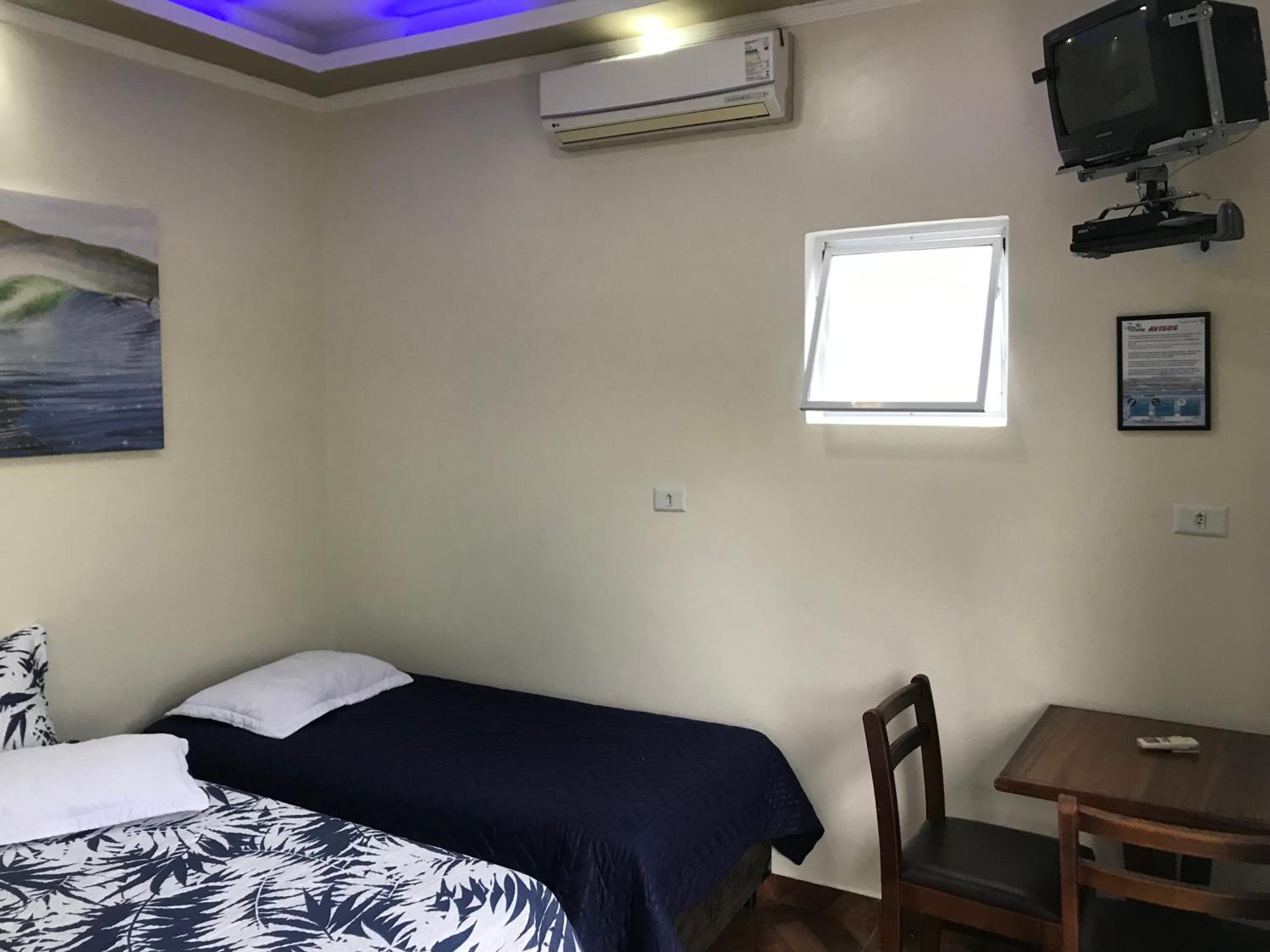 Pousada Camping e Pesca Bom Abrigo view 2