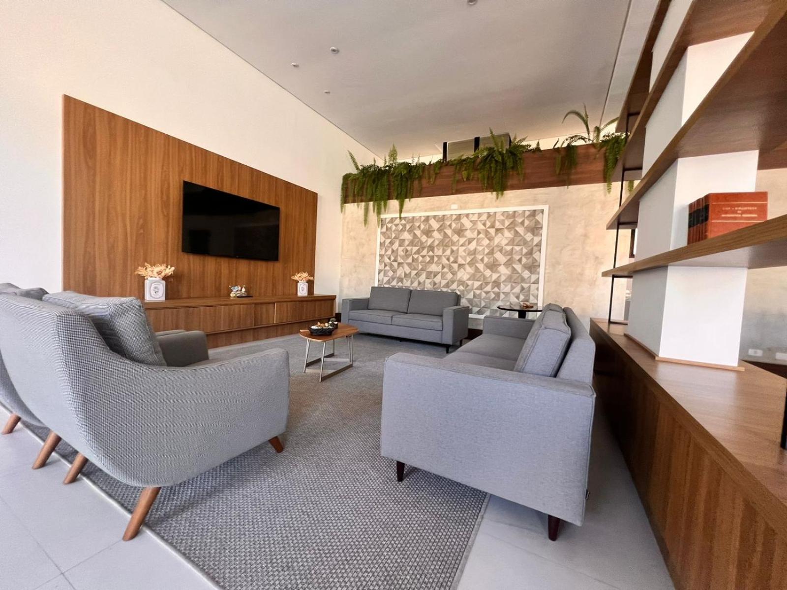 Loft Cama King 3 min do centrinho by HospedaHost
