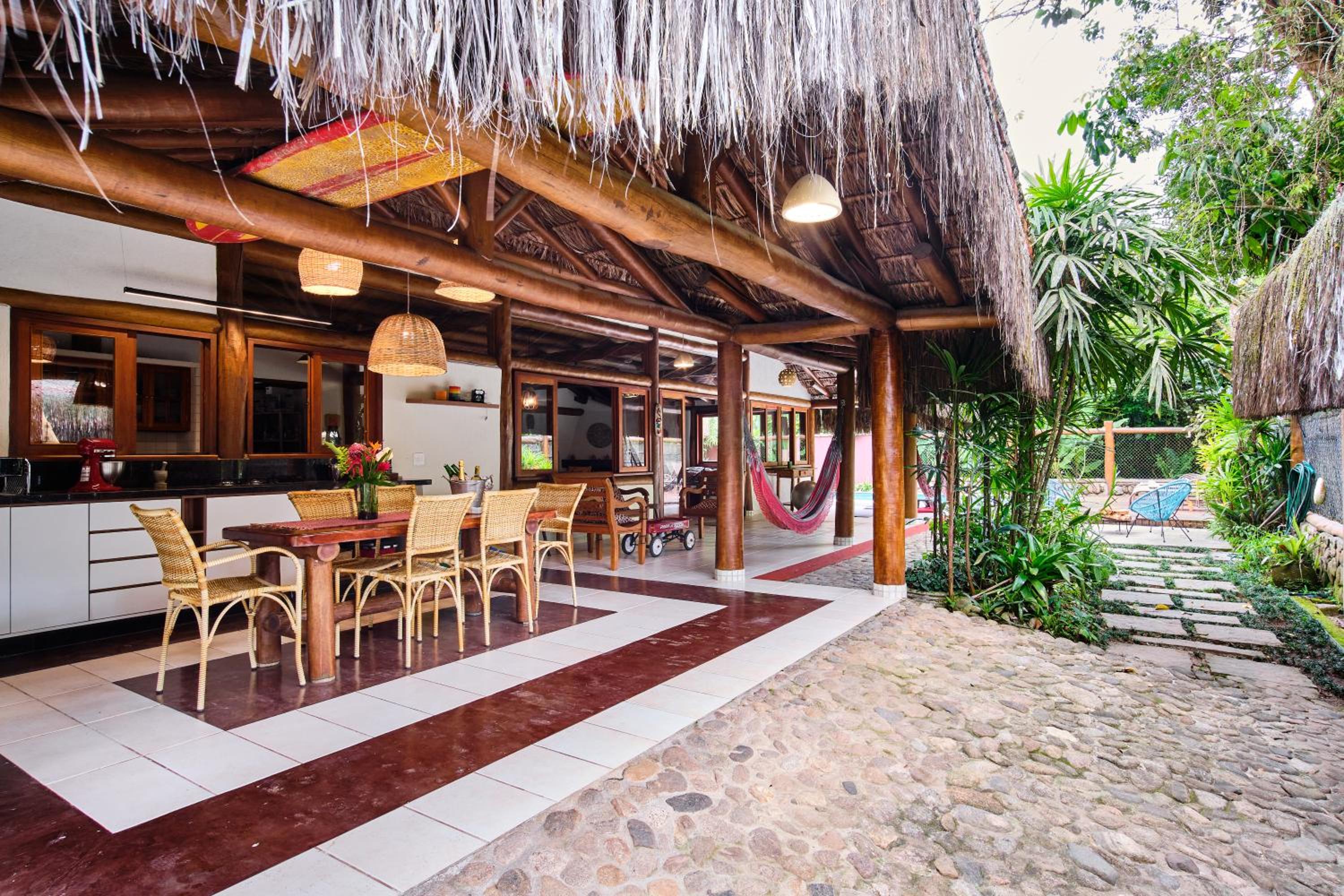 Praia de itamambuca - Condominio - Bali House