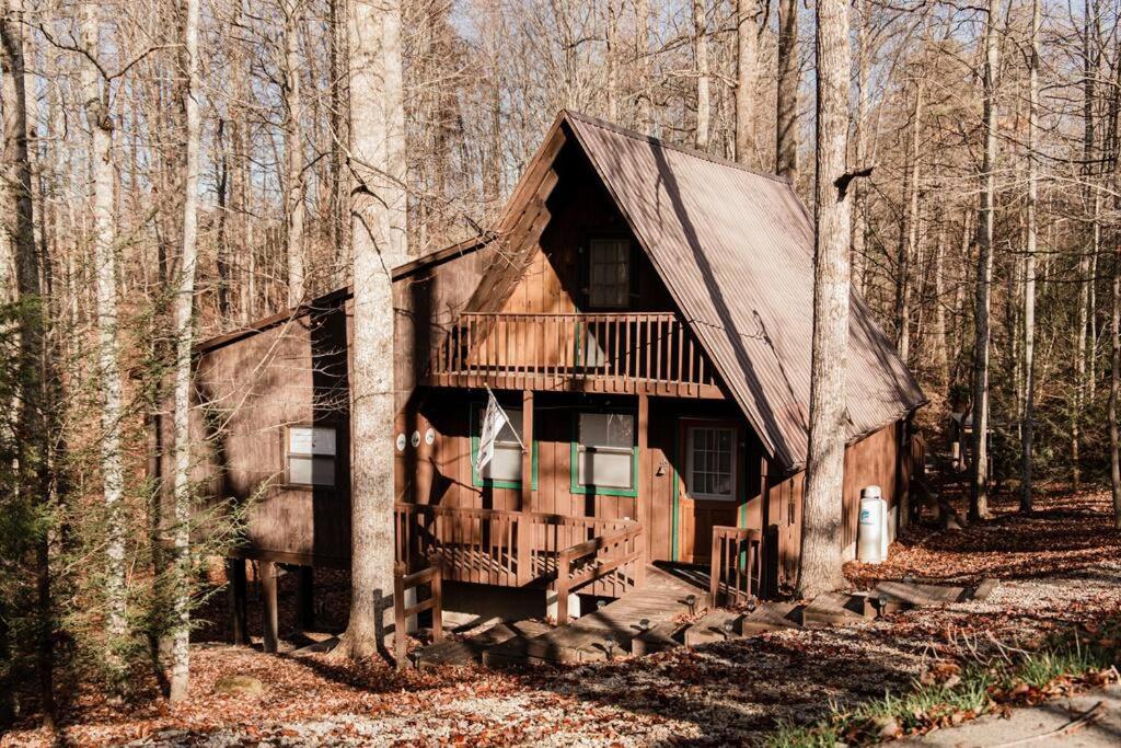 Morehead Vacations - Whitts Acres CabinRRG/Cave Run - Property Image 1