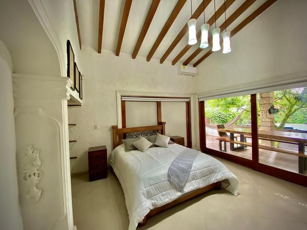 Luxury Villa In Provenza