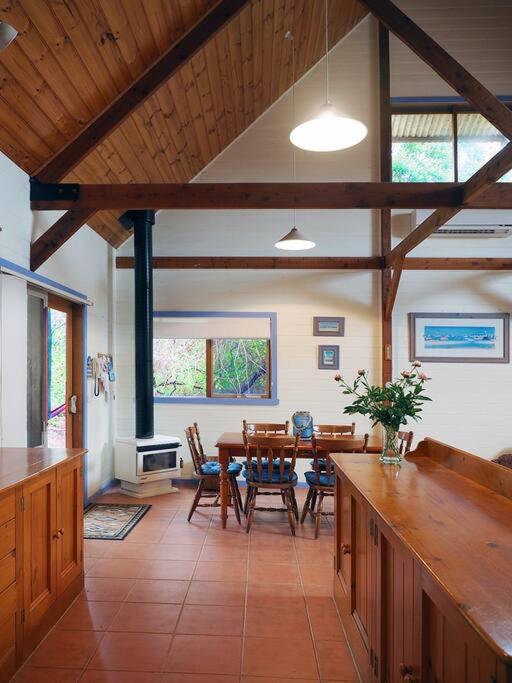Vertigo...great family holiday house