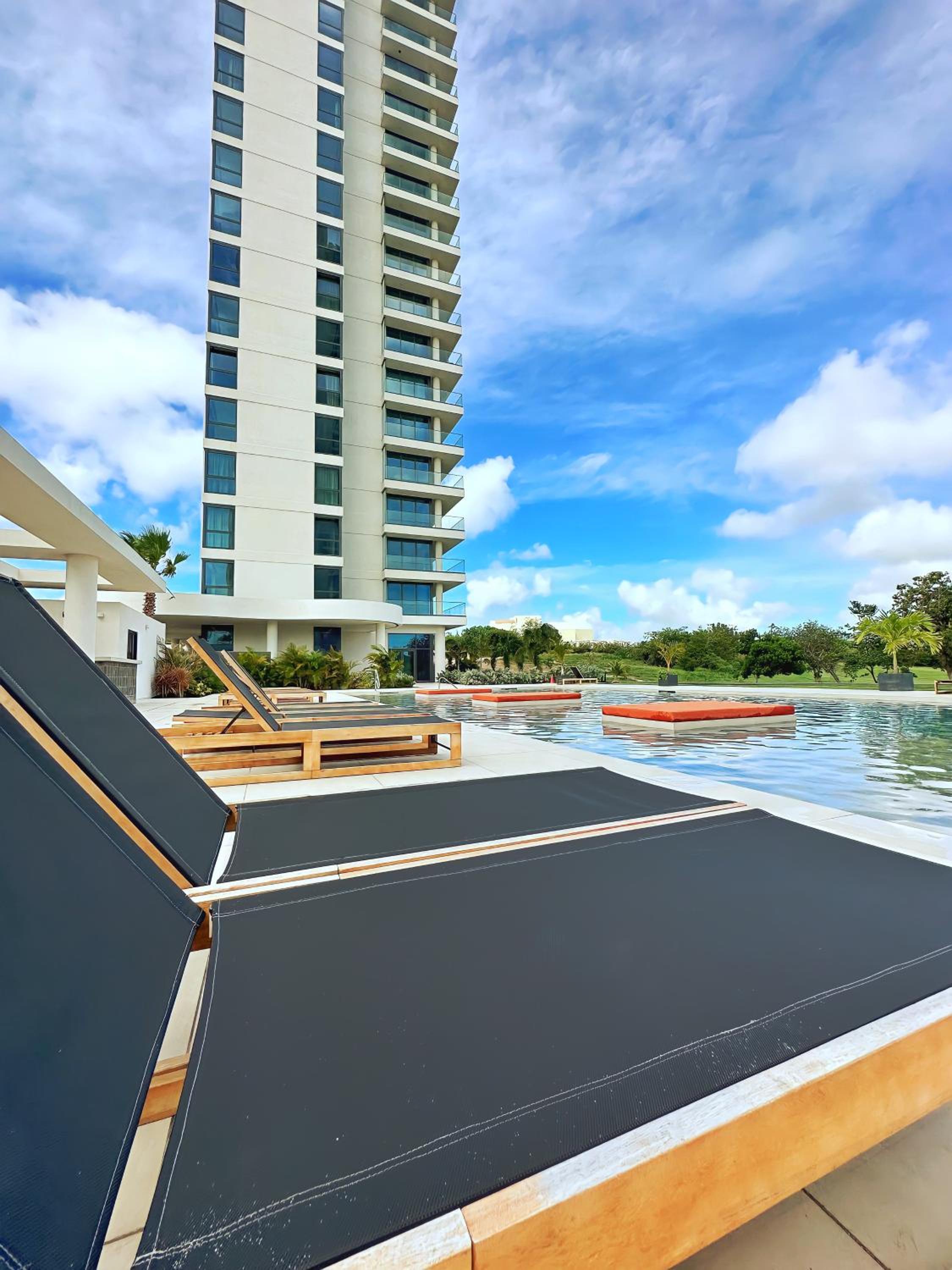 Mullet Bay Suites - Your Luxury Stay Awaits
