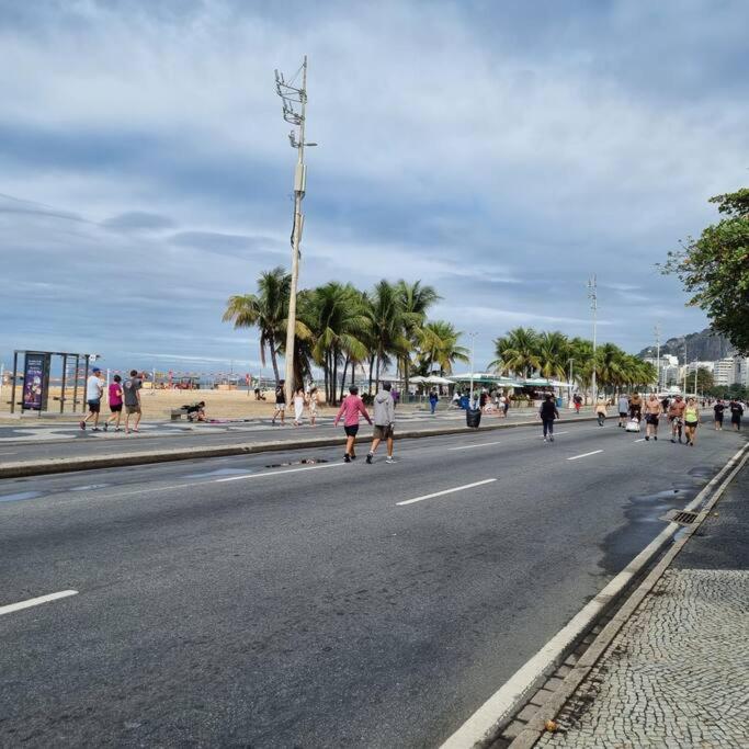 Apartamento em copacabana a 100 metros da praia