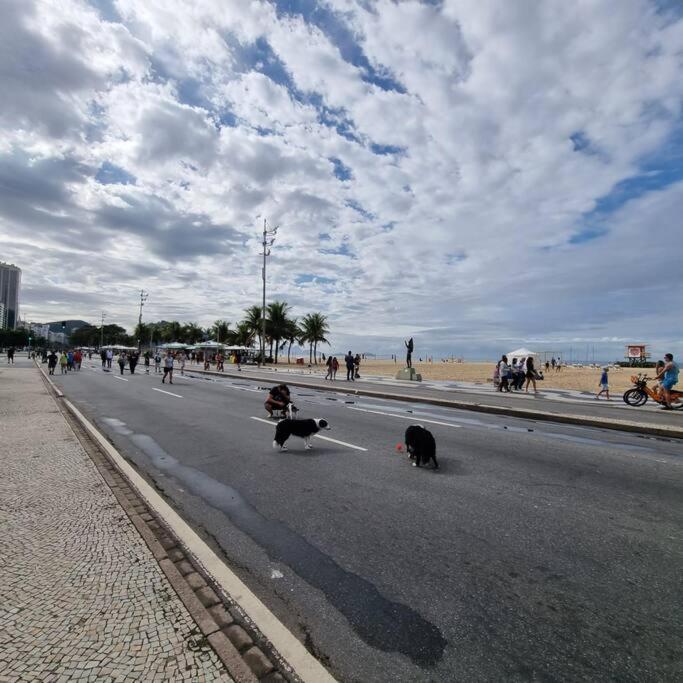 Apartamento em copacabana a 100 metros da praia