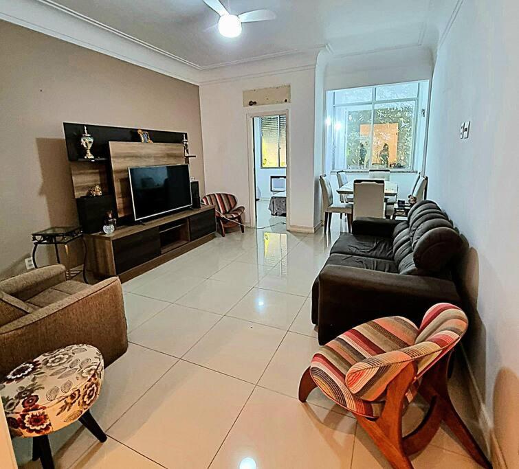 Apartamento em copacabana a 100 metros da praia