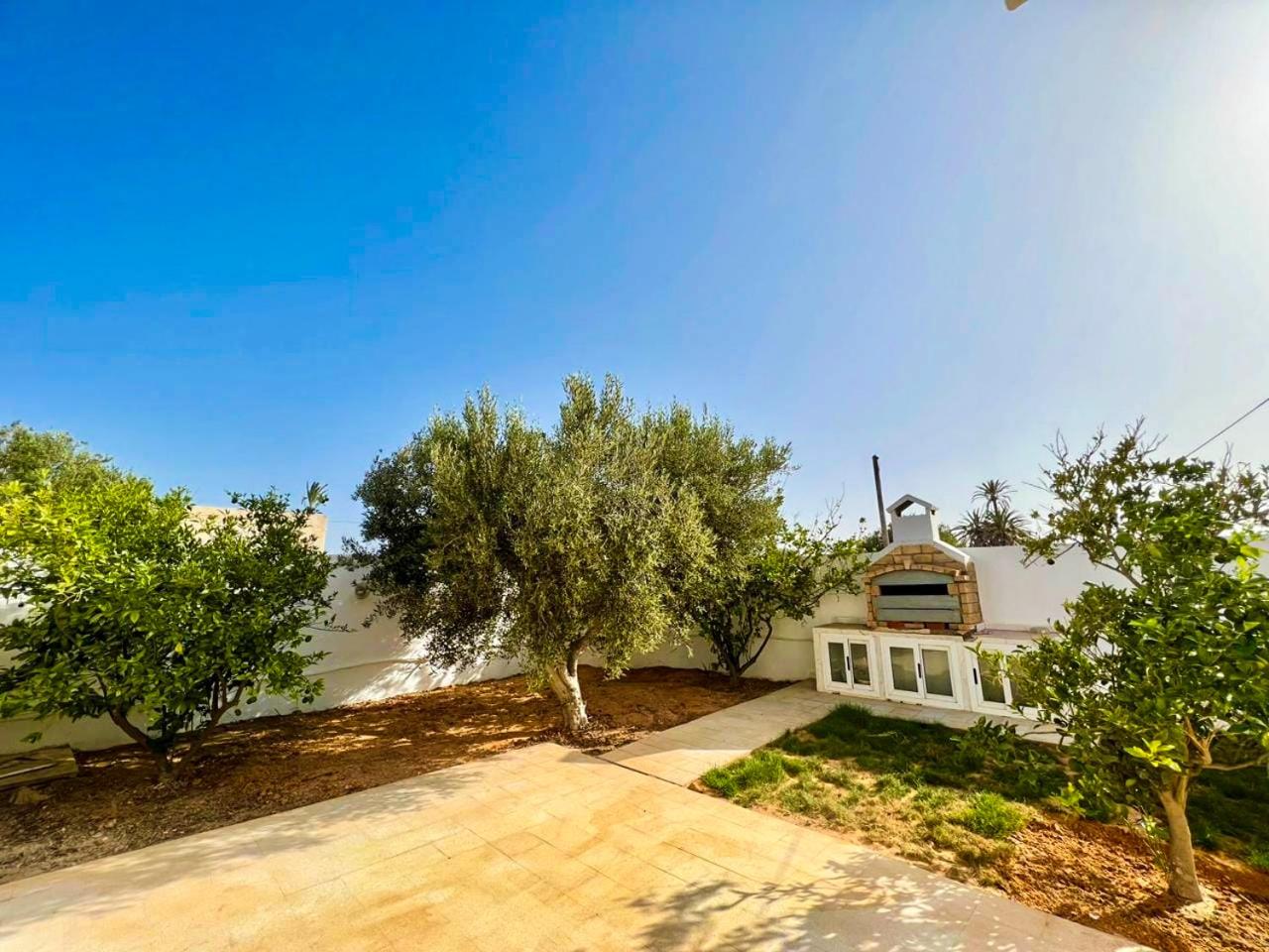 Villa Abir