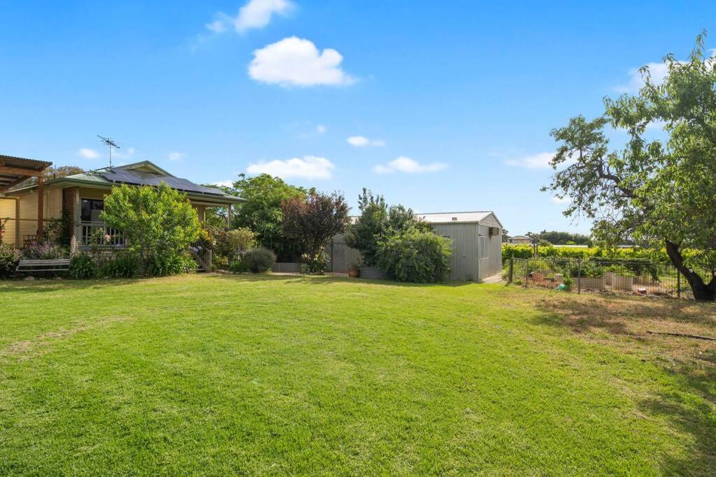 Cottage in the Vineyard - Sleeps 4, Vineyard Views
