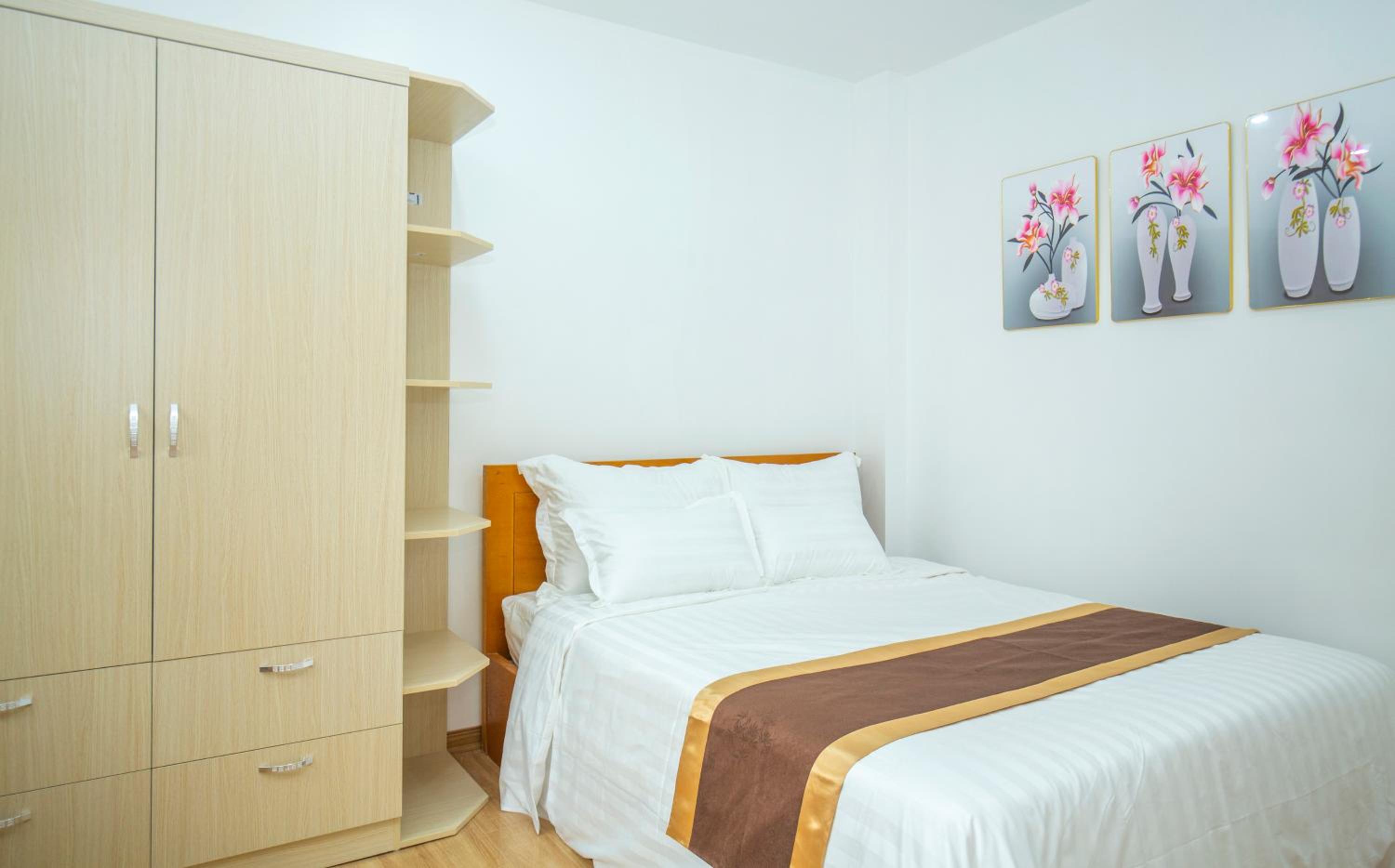 Sumitomo Apartment - Linh Lang street