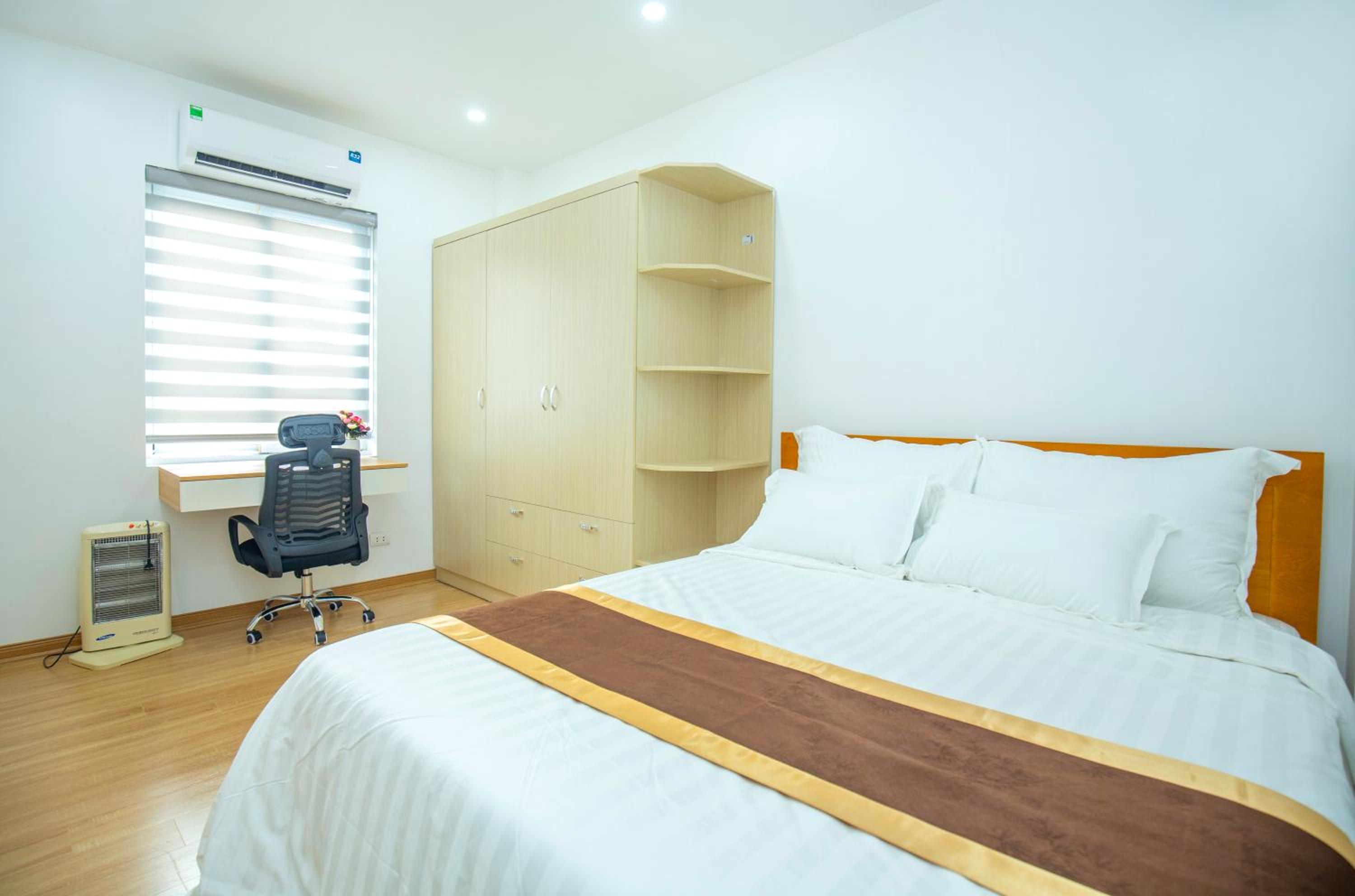 Sumitomo Apartment - Linh Lang street