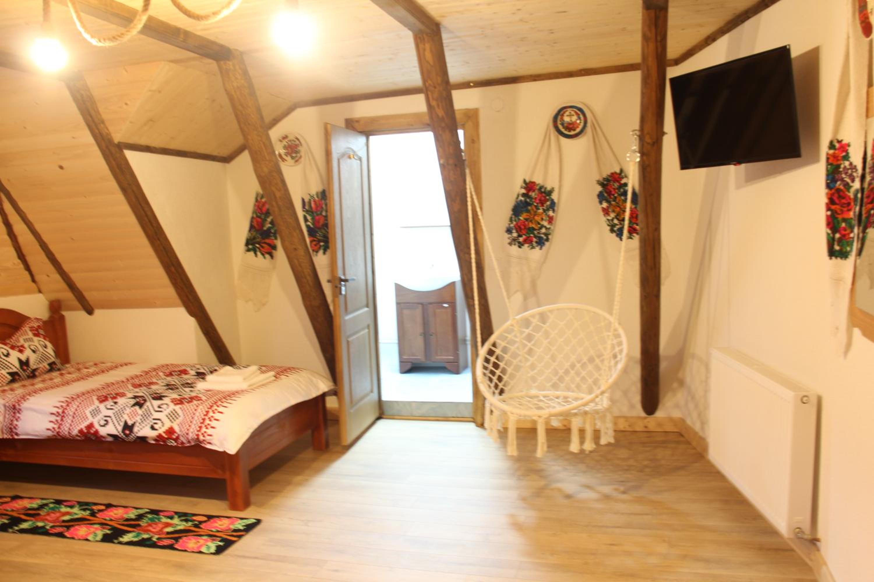 Casa Veche Breb view 2