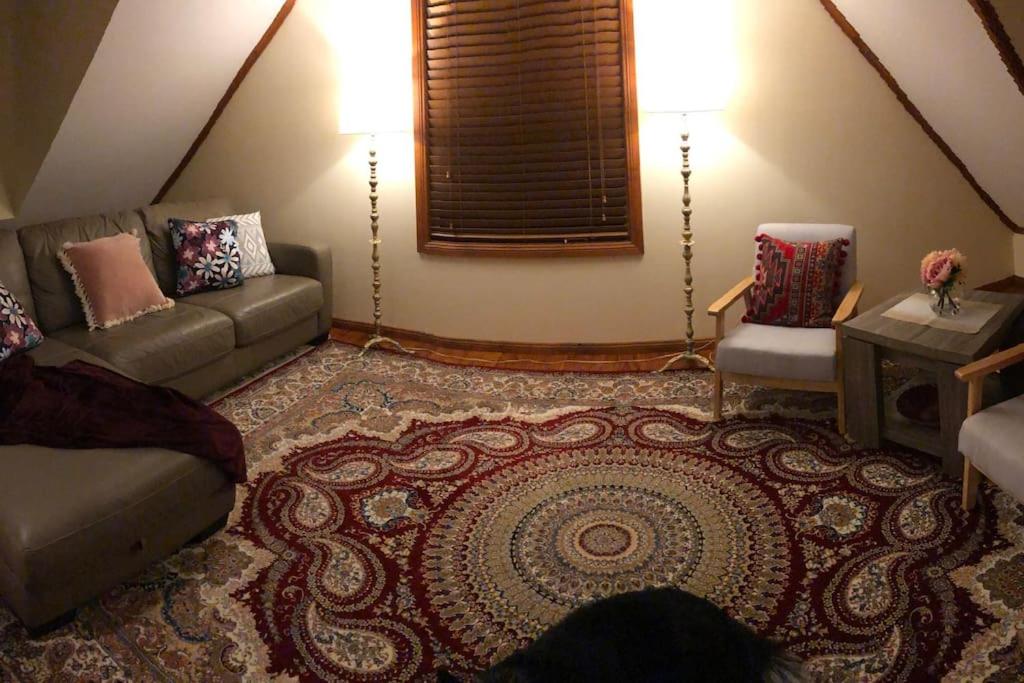 Mount Baker Retreat - Entire Home