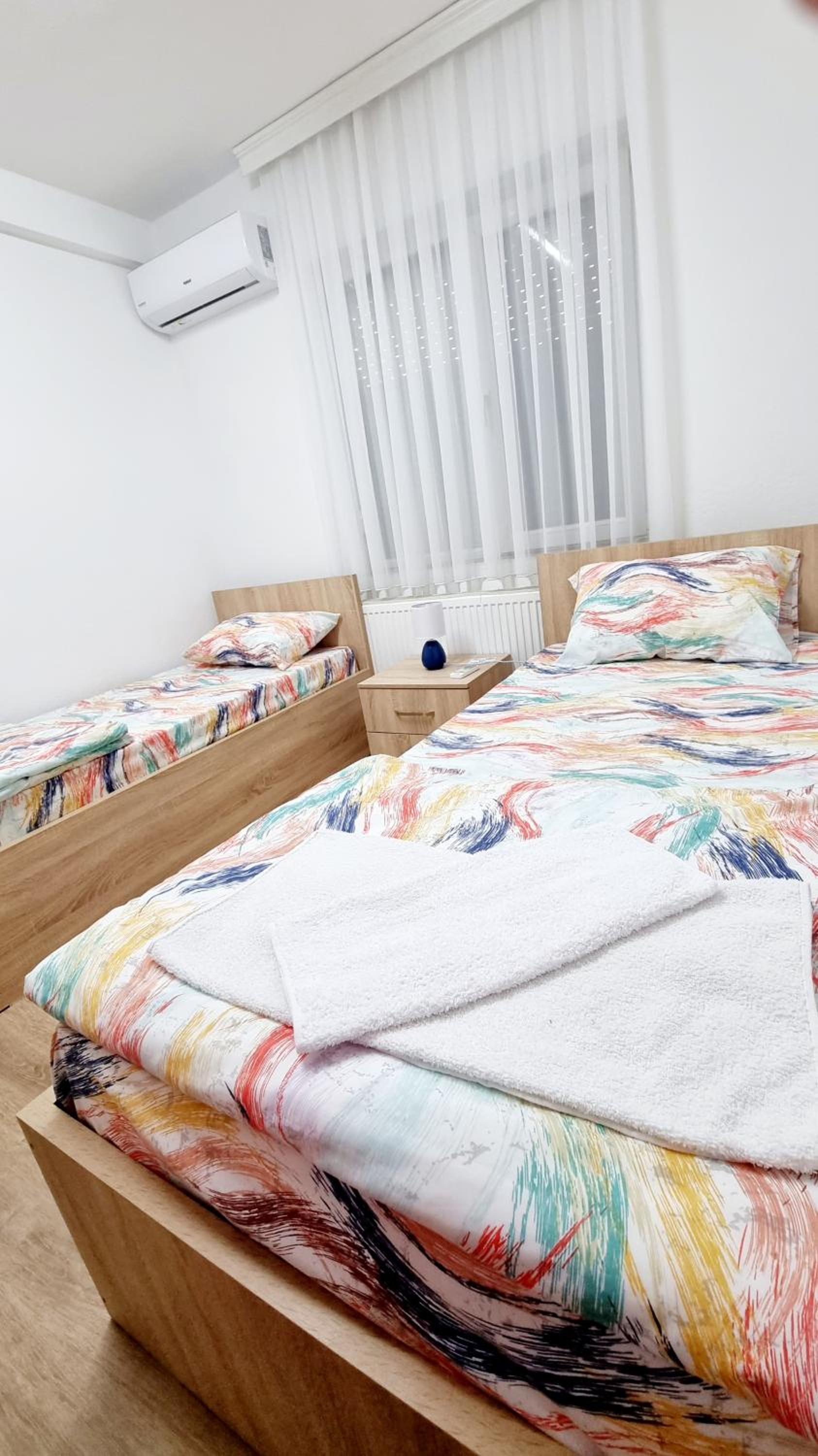 Rooms LikeHome