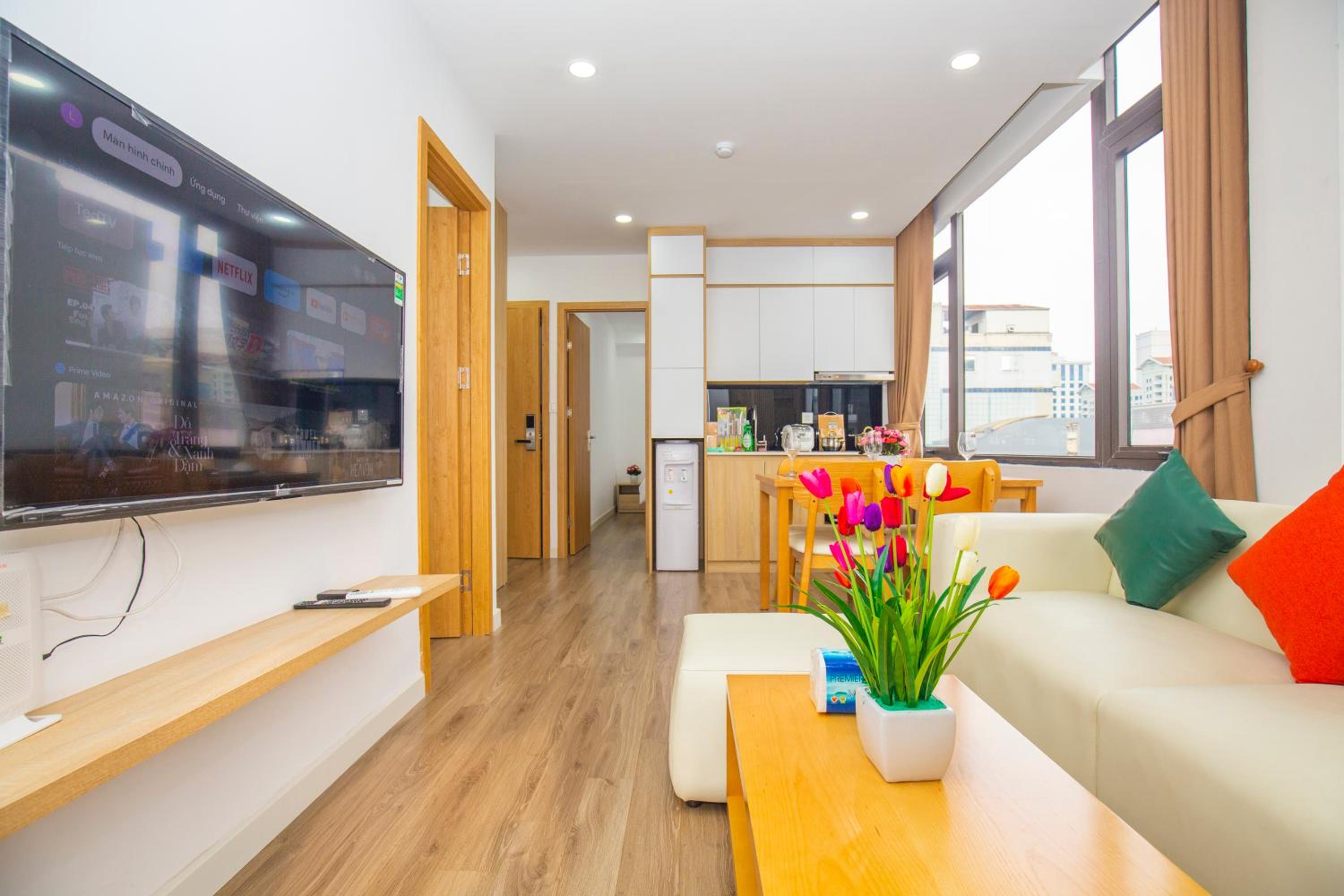 Sumitomo 5 Apartment at 81 Linh Lang Street