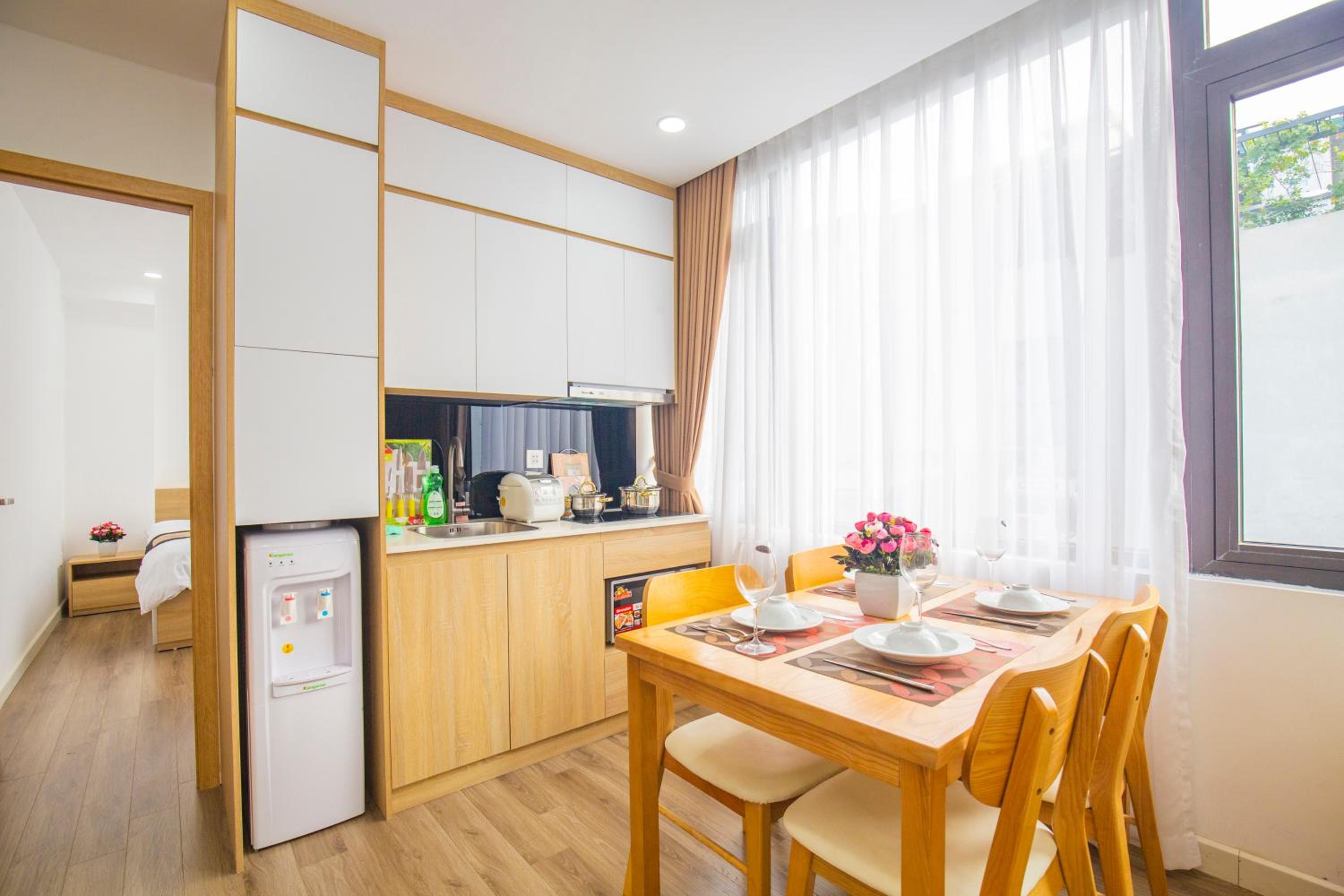 Sumitomo 5 Apartment at 81 Linh Lang Street