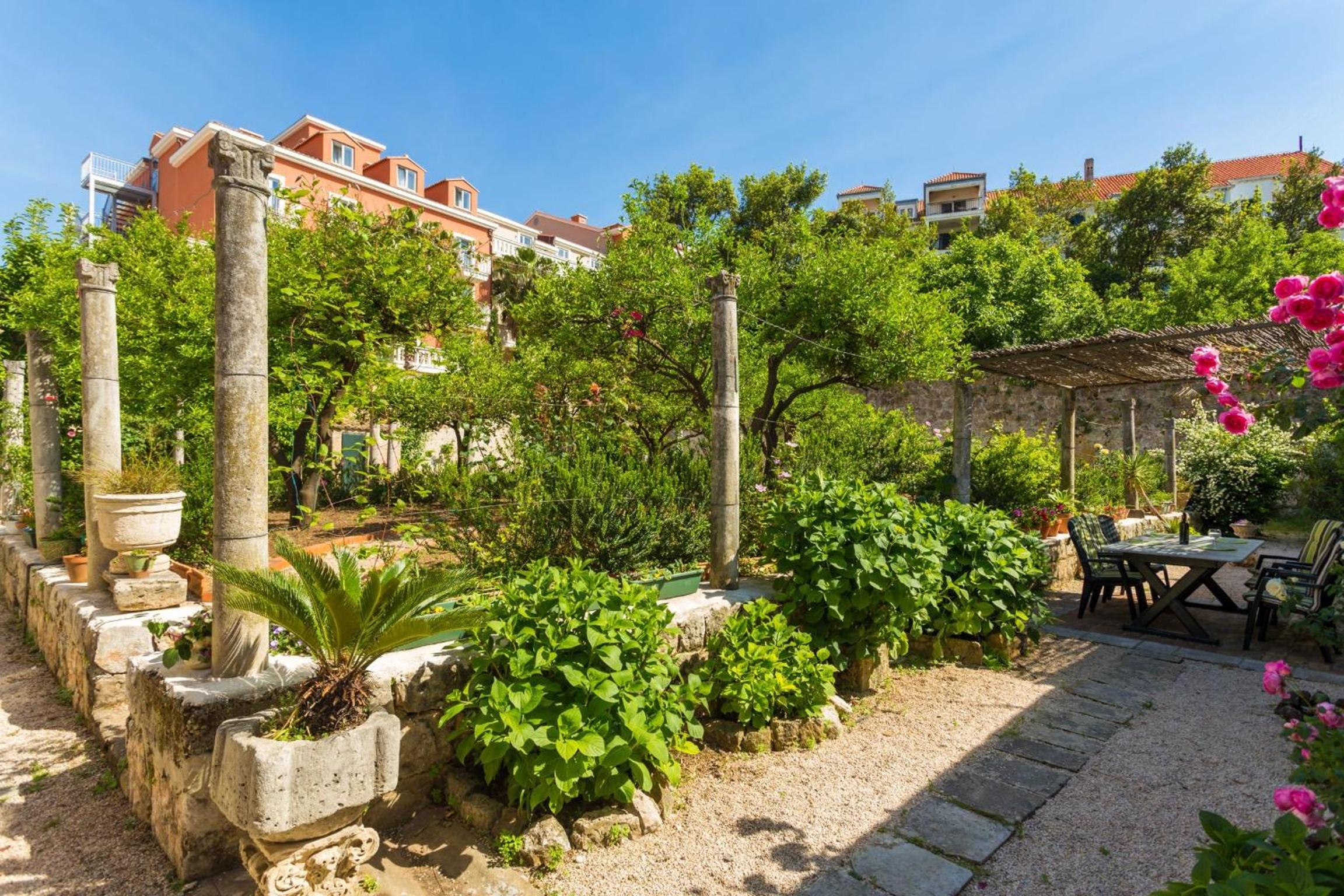 Villa Marini Dvori - with free parking