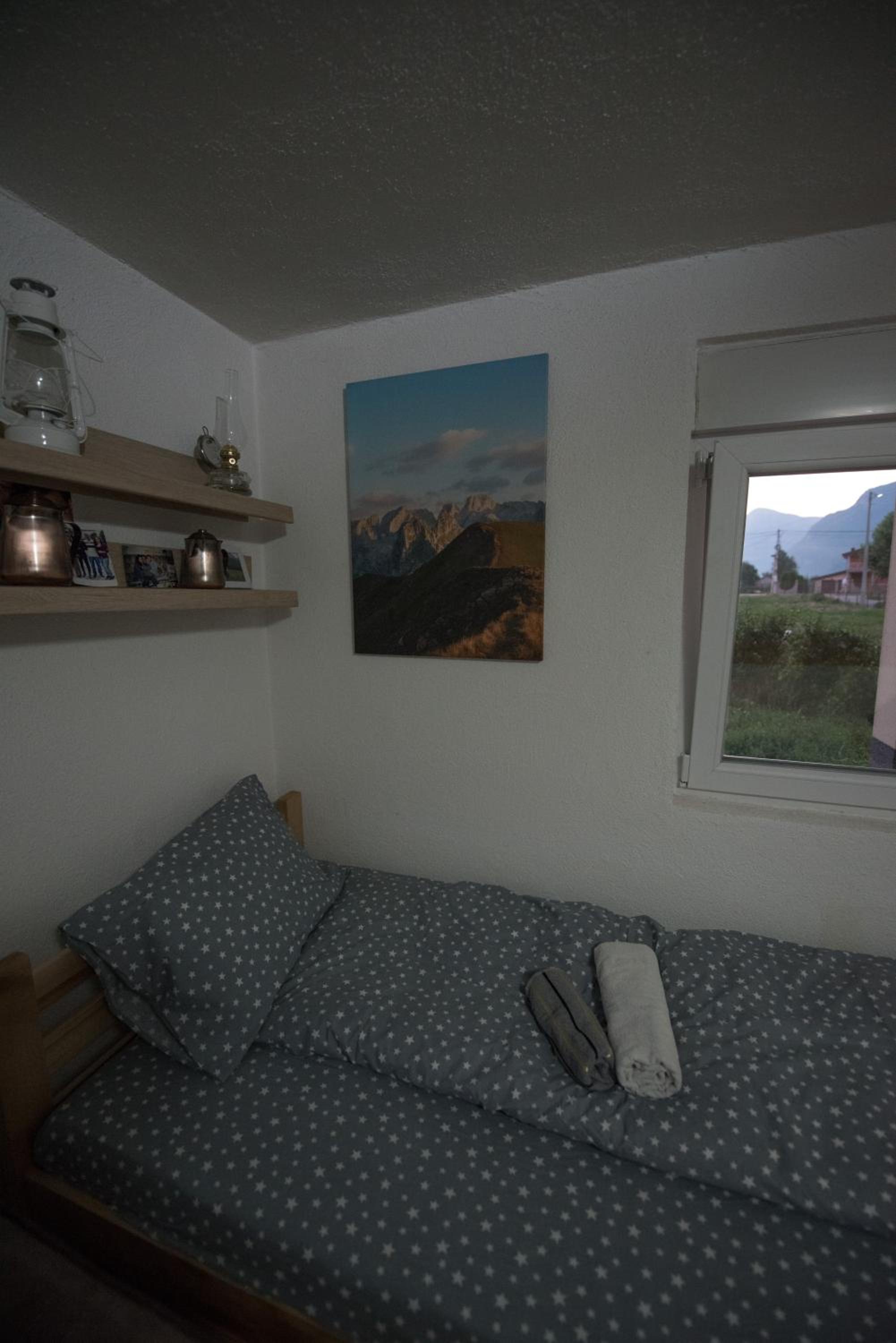 Farm House N photo 2
