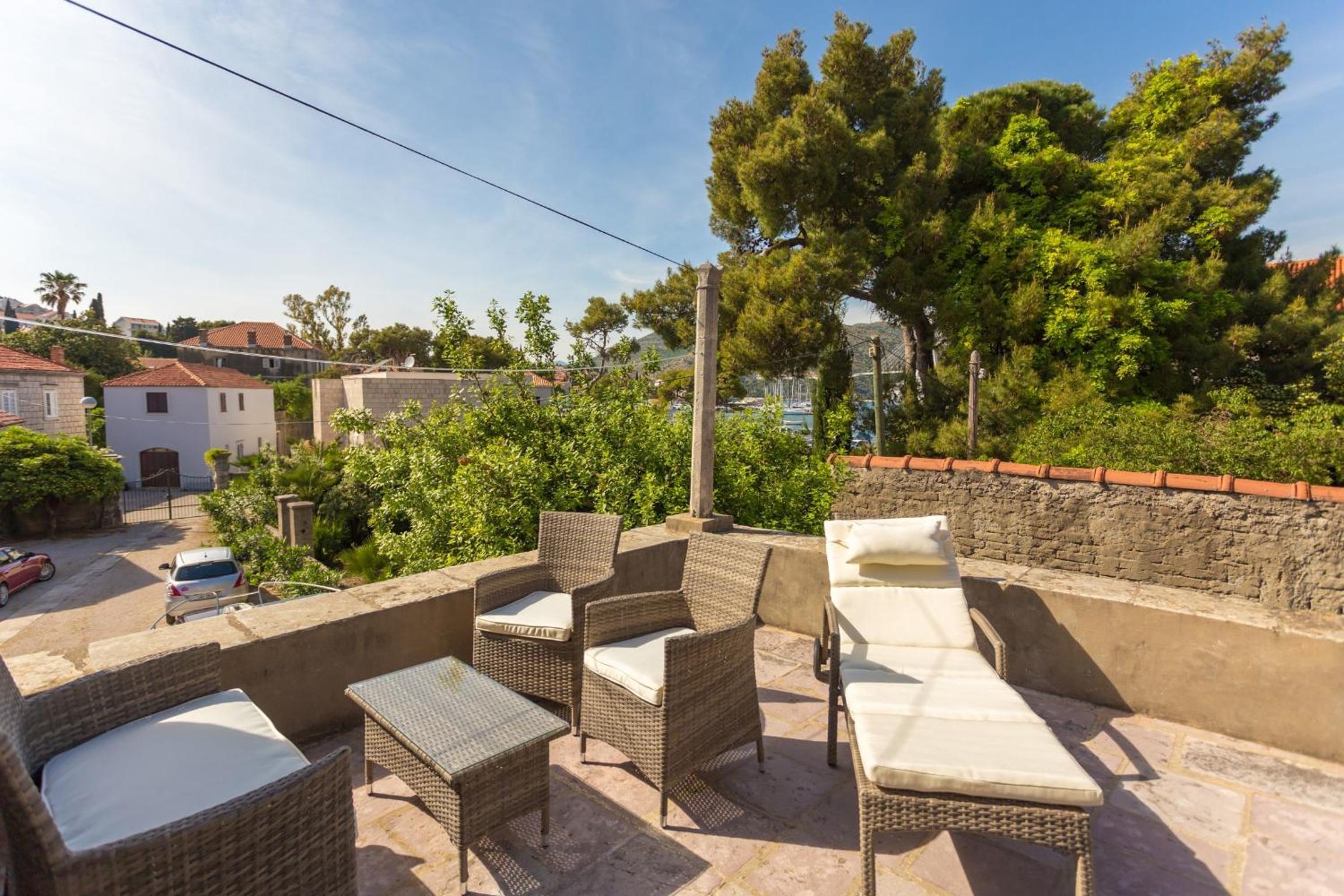 Villa Marini Dvori - with free parking