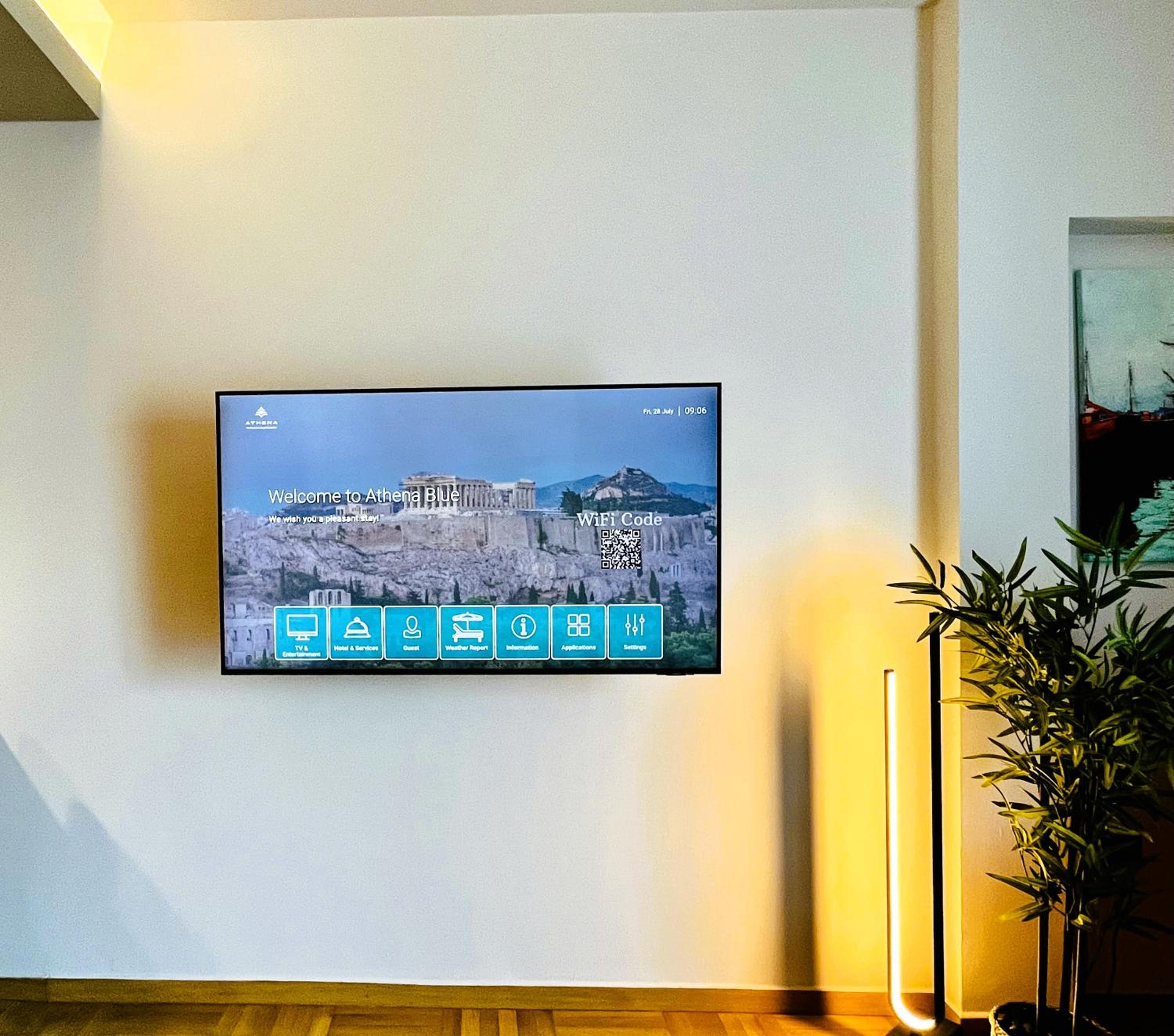 Athena Blue Lux Apartments 2BR 2BA with City Skyline View, near Kolonaki