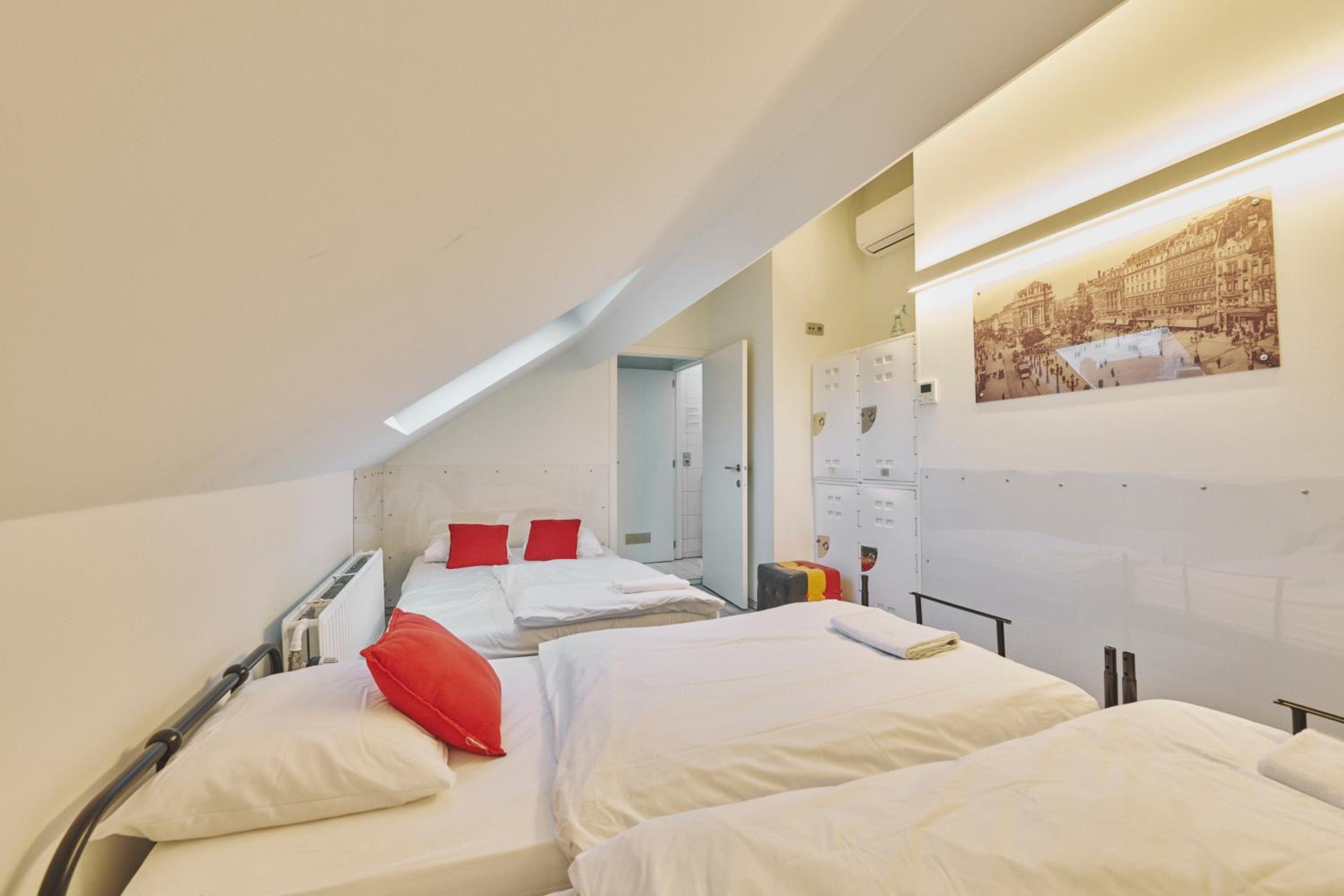 The Legacy by 2GO4 City Center
